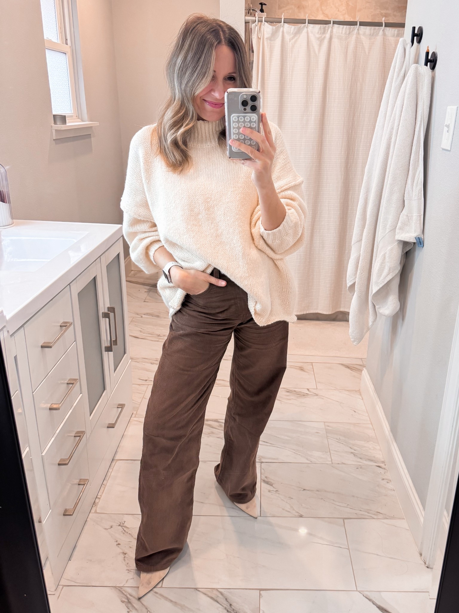 Top - small
Pants - 26



#LTKOver40 #LTKdayinmylife #LTKootd