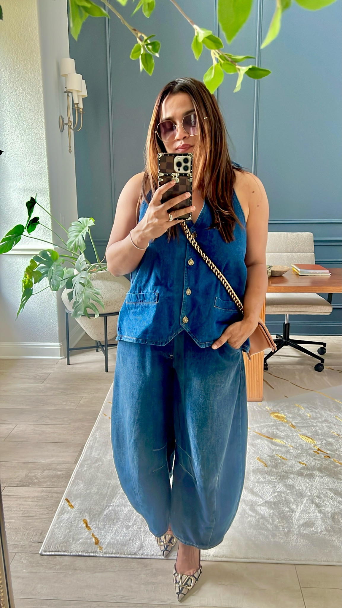 Linking the  most comfy #curvypetite friendly barrel jeans!! Hopping on to the trend now! It’s on sale now! 

#LTKOver40 #LTKSeasonal #LTKSaleAlert