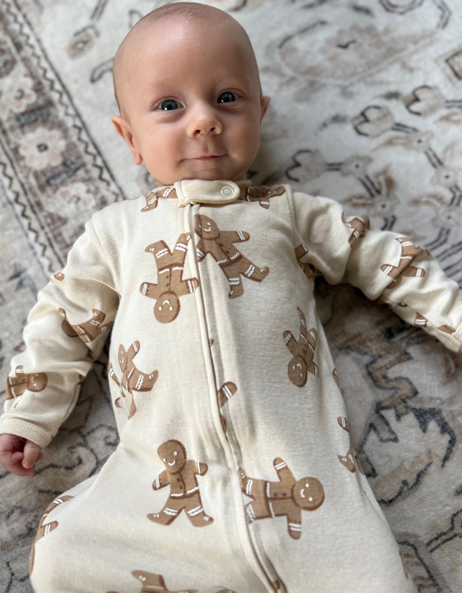 Cutie little gingerbread sleeper for the holidays🫶

#LTKKids #LTKBaby #LTKHoliday