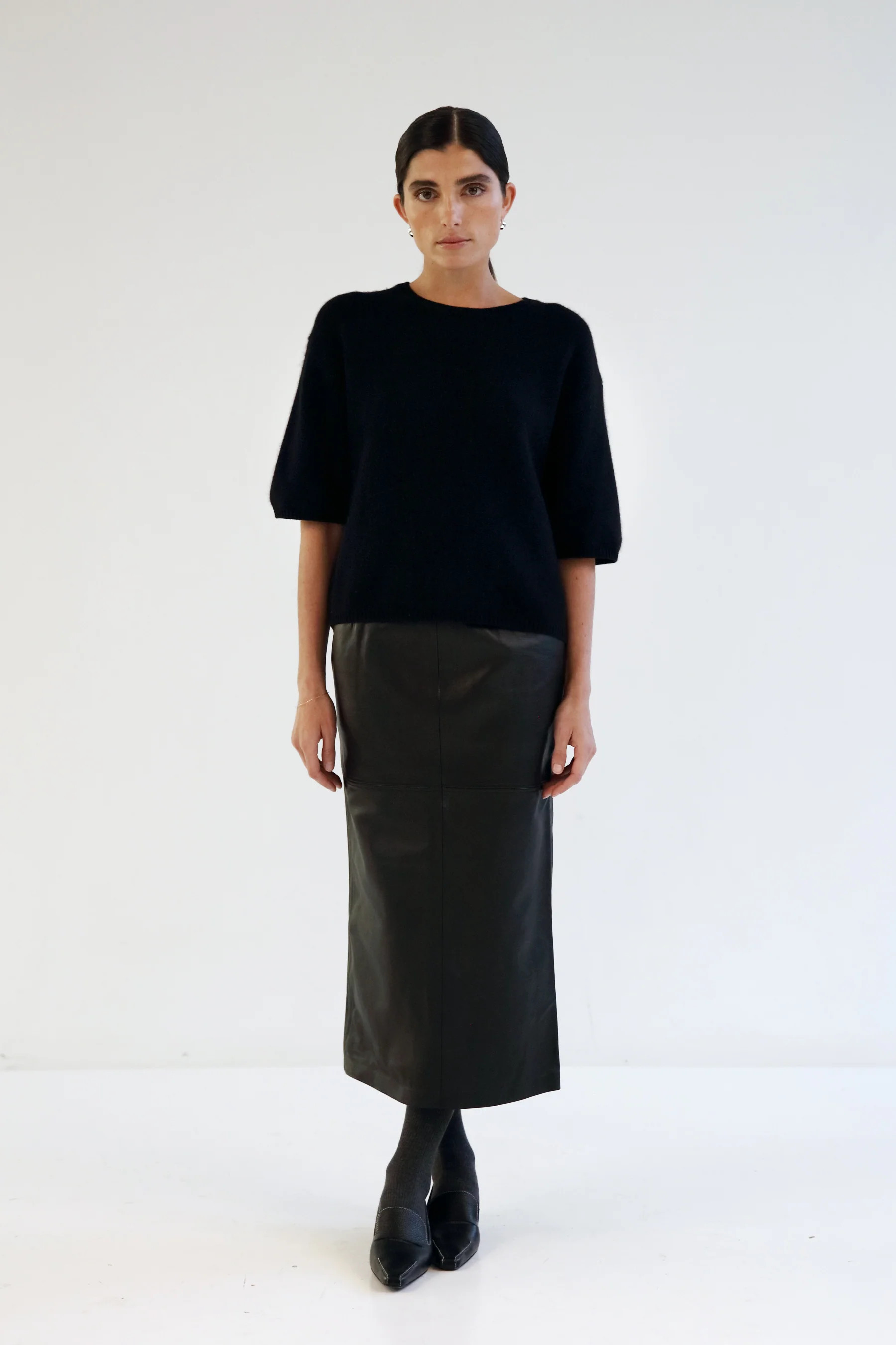 Fei T-shirt, black | Almada Label
