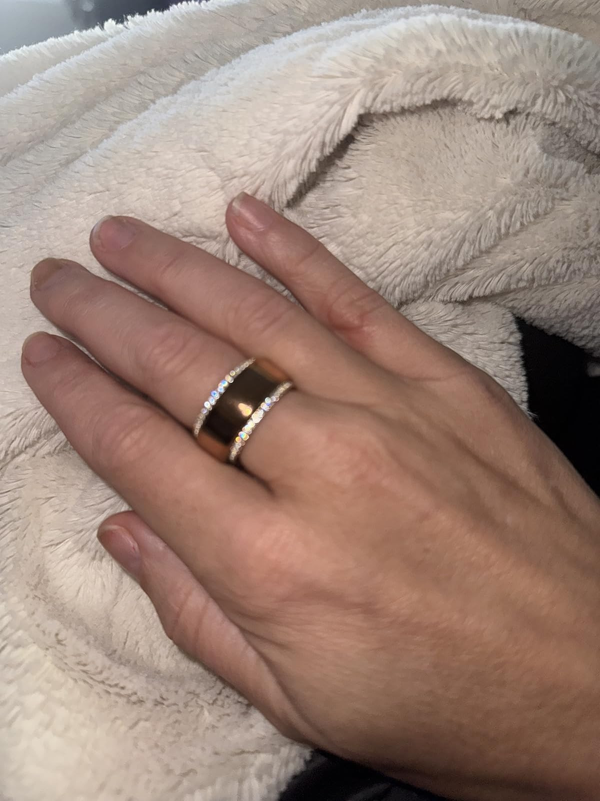 Oura Ring 4 Charger - Size 9 - Charging Dock and USB-C Cable | Additional Charger, USB-C Cord Com... | Amazon (US)