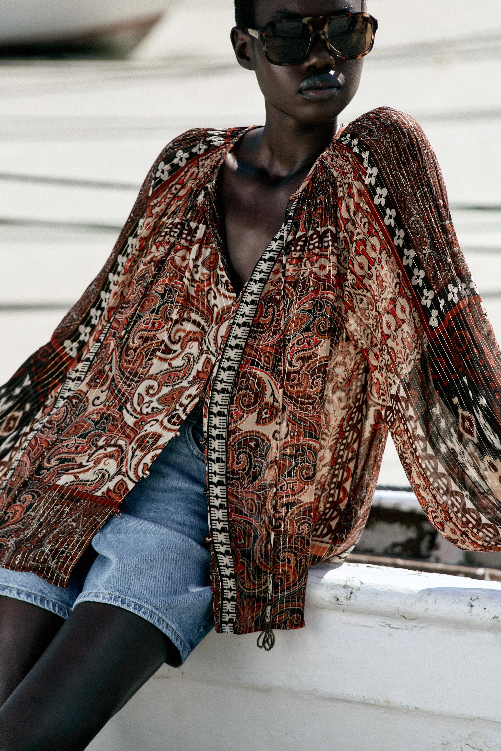 METALLIC THREAD PRINT BLOUSE | Zara US