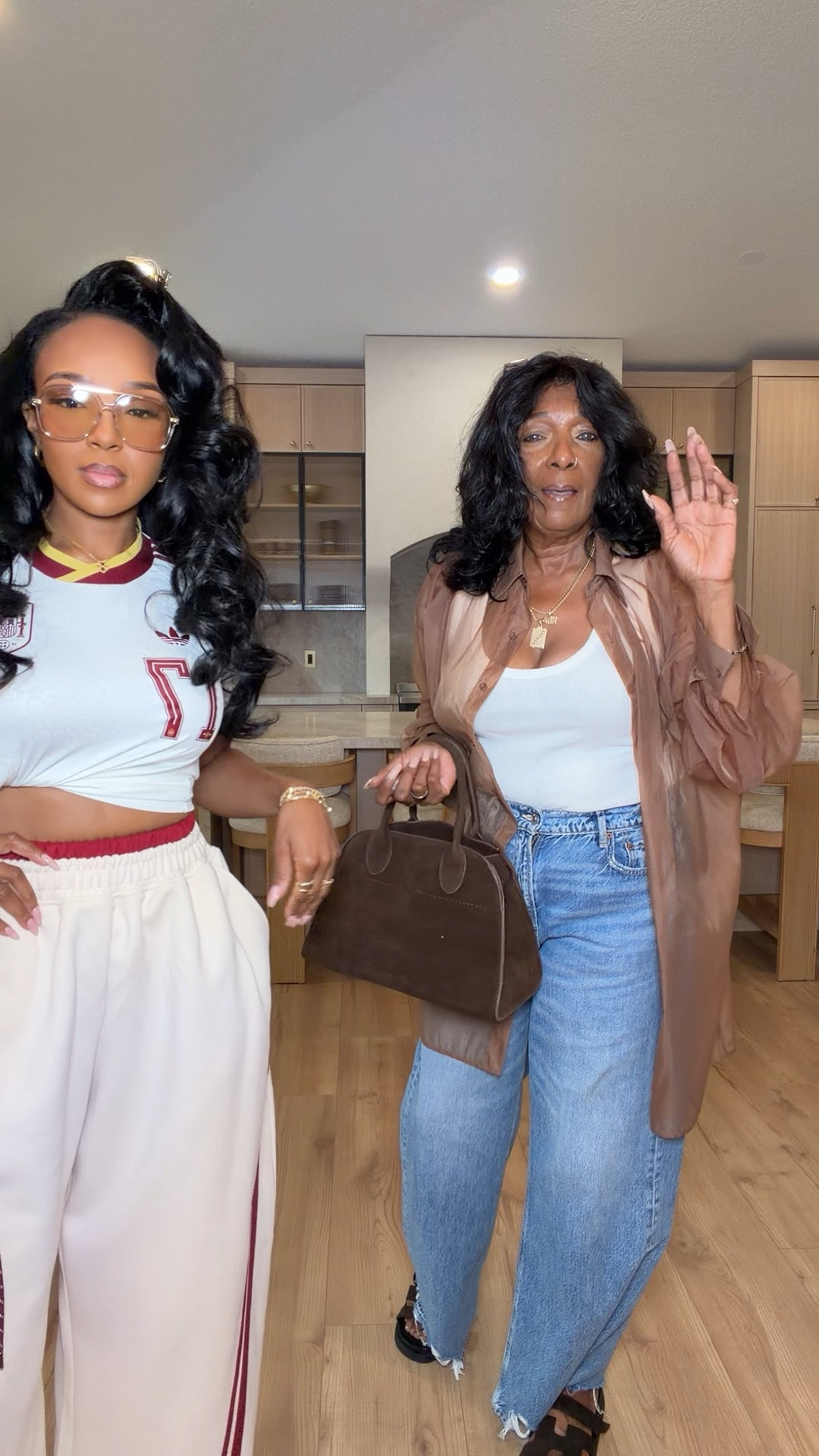 Scroll to shop! ✨ Everything from this look is linked below. 👇🏽    

Wearing: Size Small | 5’4” | 140 lbs  

📲   Download the FREE LTK app & follow me (@kirasfashionfinds) to shop all my daily finds.  #LTKootd #LTKPetite #LTKU