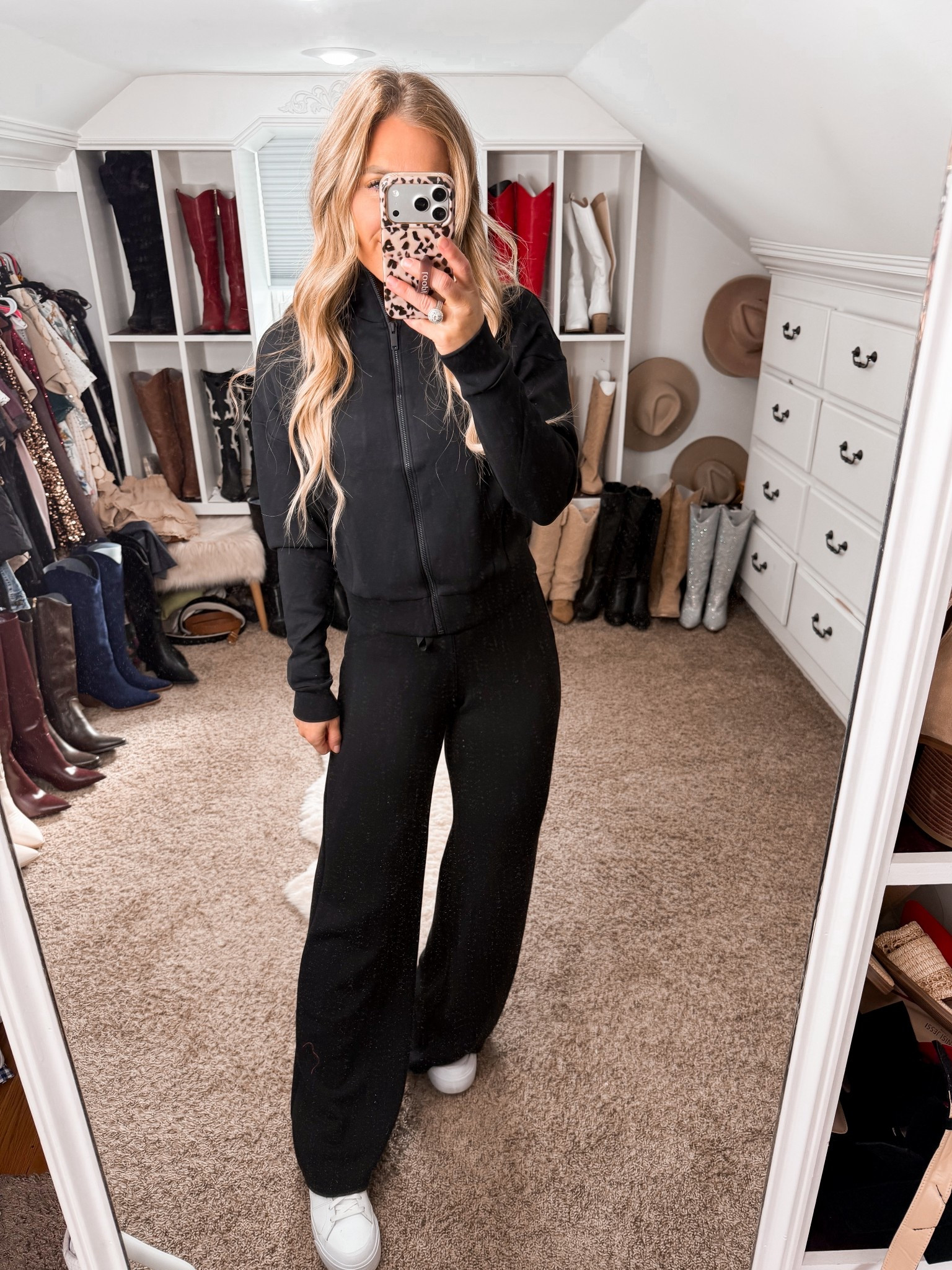 #spanxpartner @Spanx 
Code SAHLENXSPANX