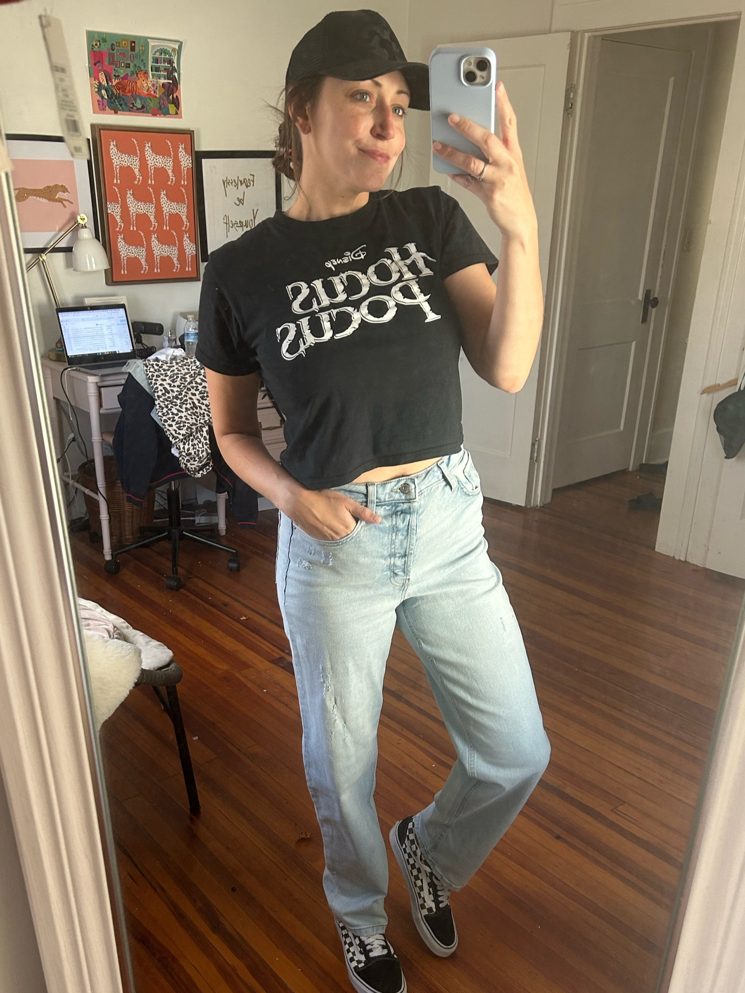 Wide leg jeans 

#LTKfindsunder100 #LTKfindsunder50 #LTKsalealert