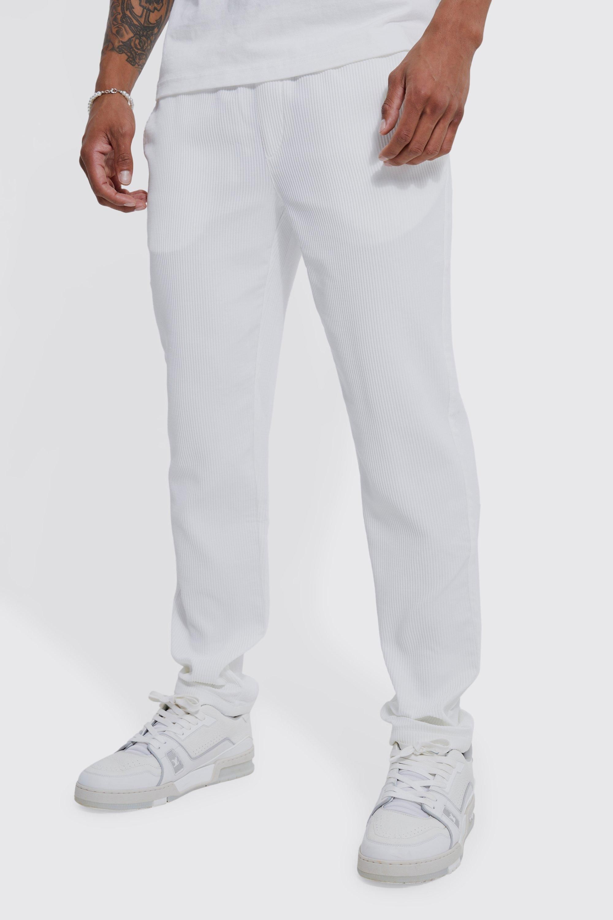 Slim Fit Pleated Trousers | boohooMAN (DE, IE & UK)