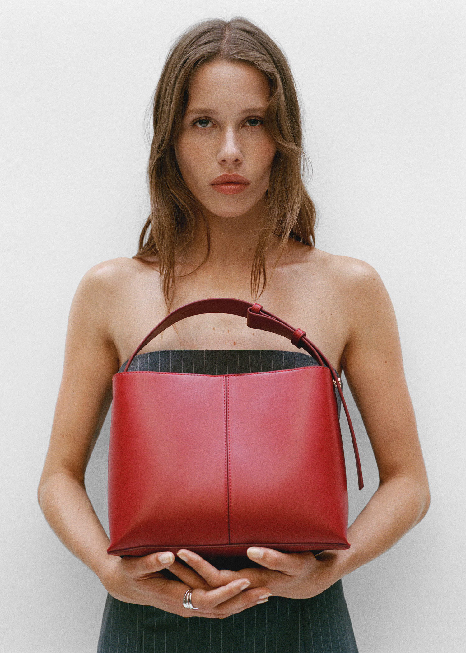 Mini-shopper shoulder bag - Woman | MANGO USA | MANGO (US)