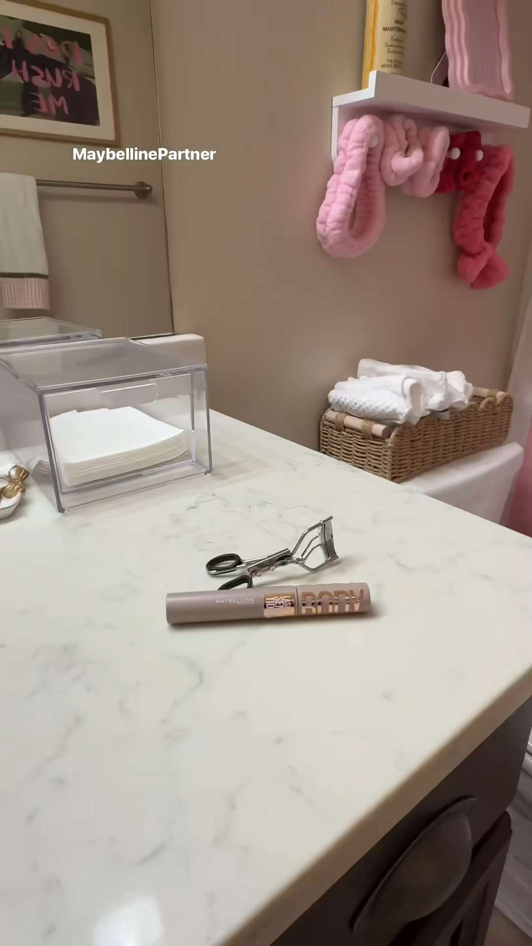 Not a 6am Pilates girl. More like a snooze-every-alarm and get ready in five minutes kind of morning.
On days when I need to look awake fast (even with zero makeup), this is the one product I never skip.

A quick lash curl + Maybelline Lash Sensational Mascara = instant lift, definition, and “I slept eight hours” energy. It holds up through rushed mornings, pouring rain, and nonstop days — which is exactly what I need.

If you’re always running late but still want lashes that do the most, this one keeps up 🖤 

 