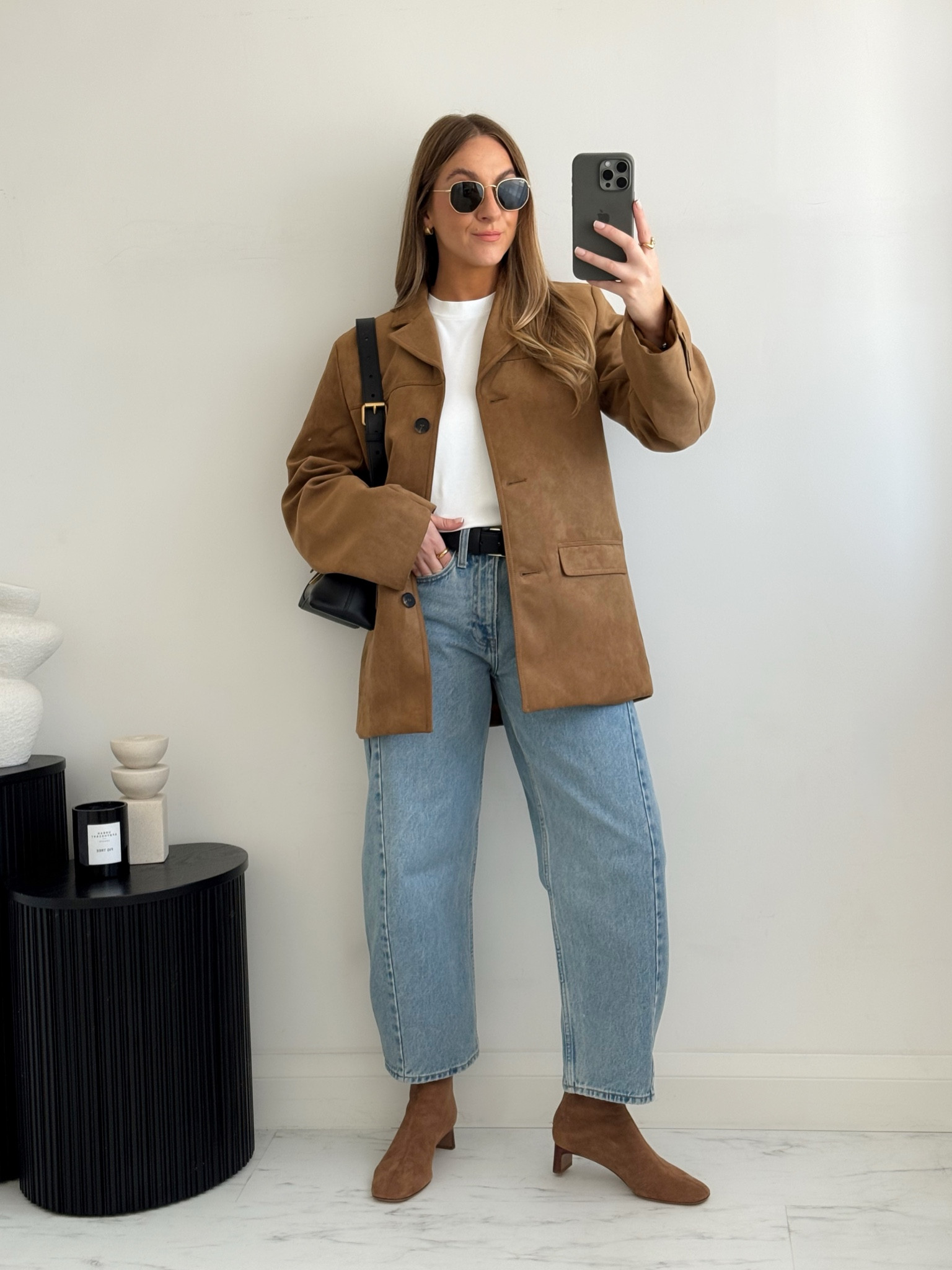 Suede jacket styling 🍁🍂

T-shirt: small
Jacket: XXS (runs roomy!)
Jeans: 24 short 

#AugustBrandSpotlight #LTKautumn #LTKstyletip