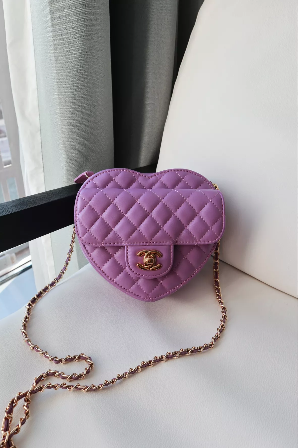 CHANEL HEART BAG Unboxing! 💝 The Hottest Bag for Spring Summer 2022 