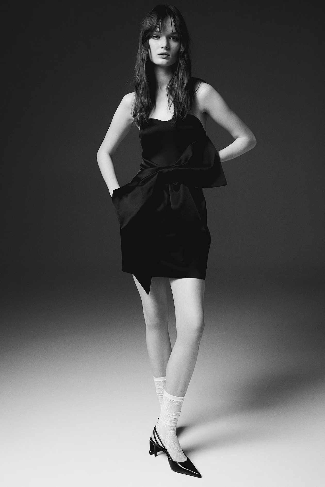 Bow-Front Satin Bandeau Dress - Black - Ladies | H&M US | H&M (US + CA)