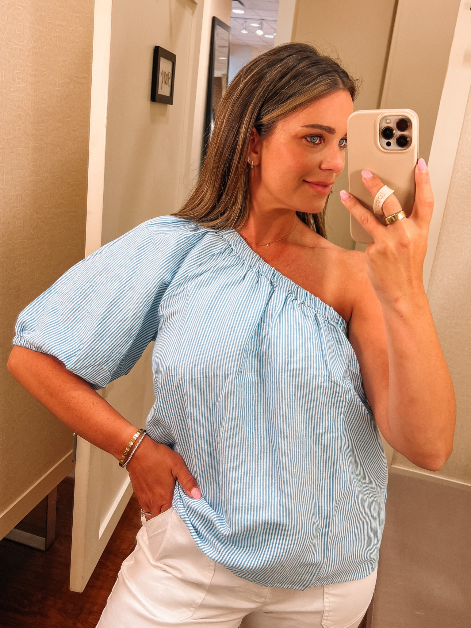 One shoulder top! 50% off with code CYBER

#LTKunder100 #LTKstyletip #LTKsalealert