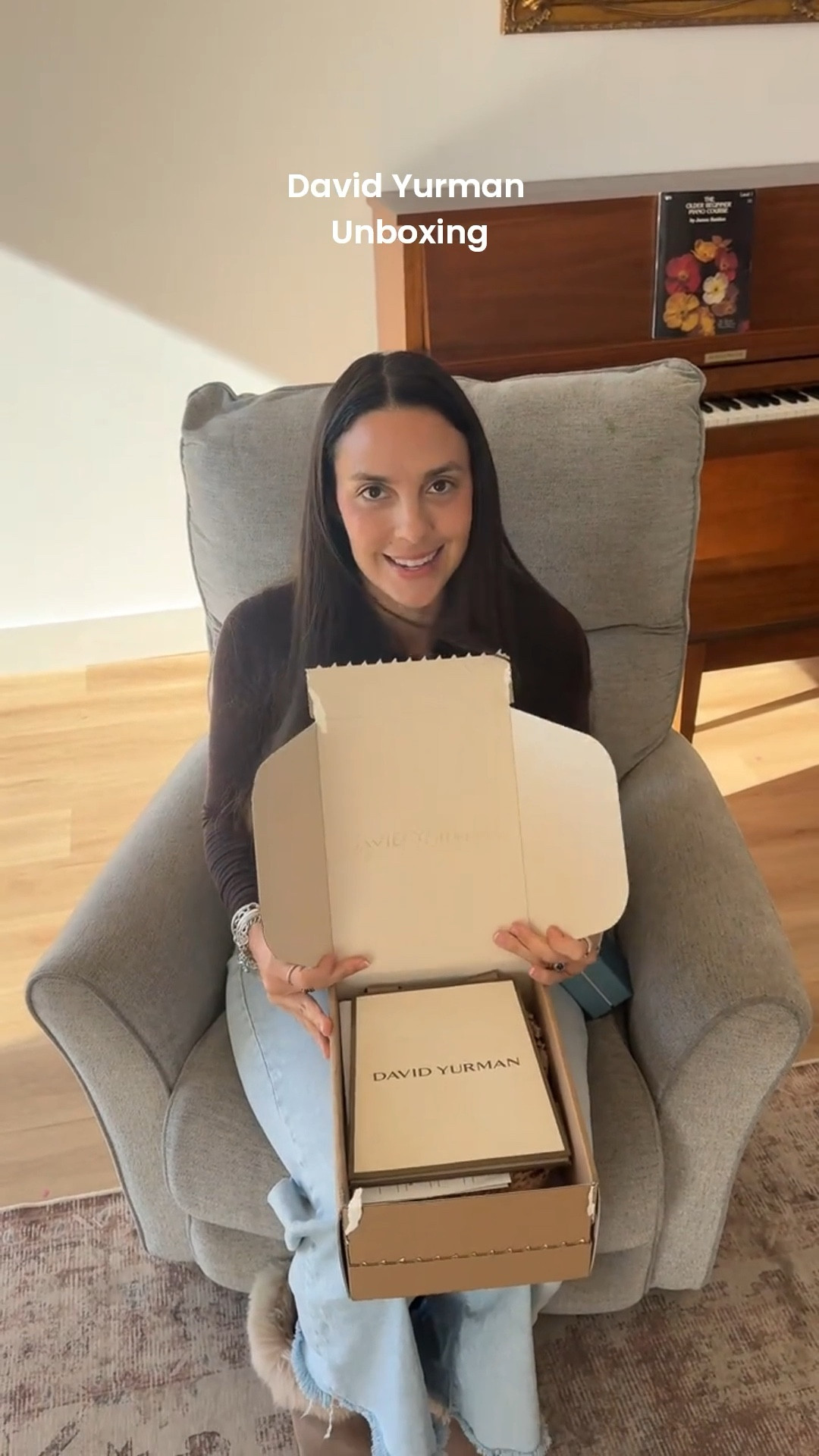 Unbox my Christmas 2025 gift with me! 

David Yurman, stackable ring, sterling silver ring, everyday jewelry, daily stack , unboxing, millennial mom gifts, gifts for her, gifts for millennials 

#LTKstorytime #LTKmomlife #LTKValentine