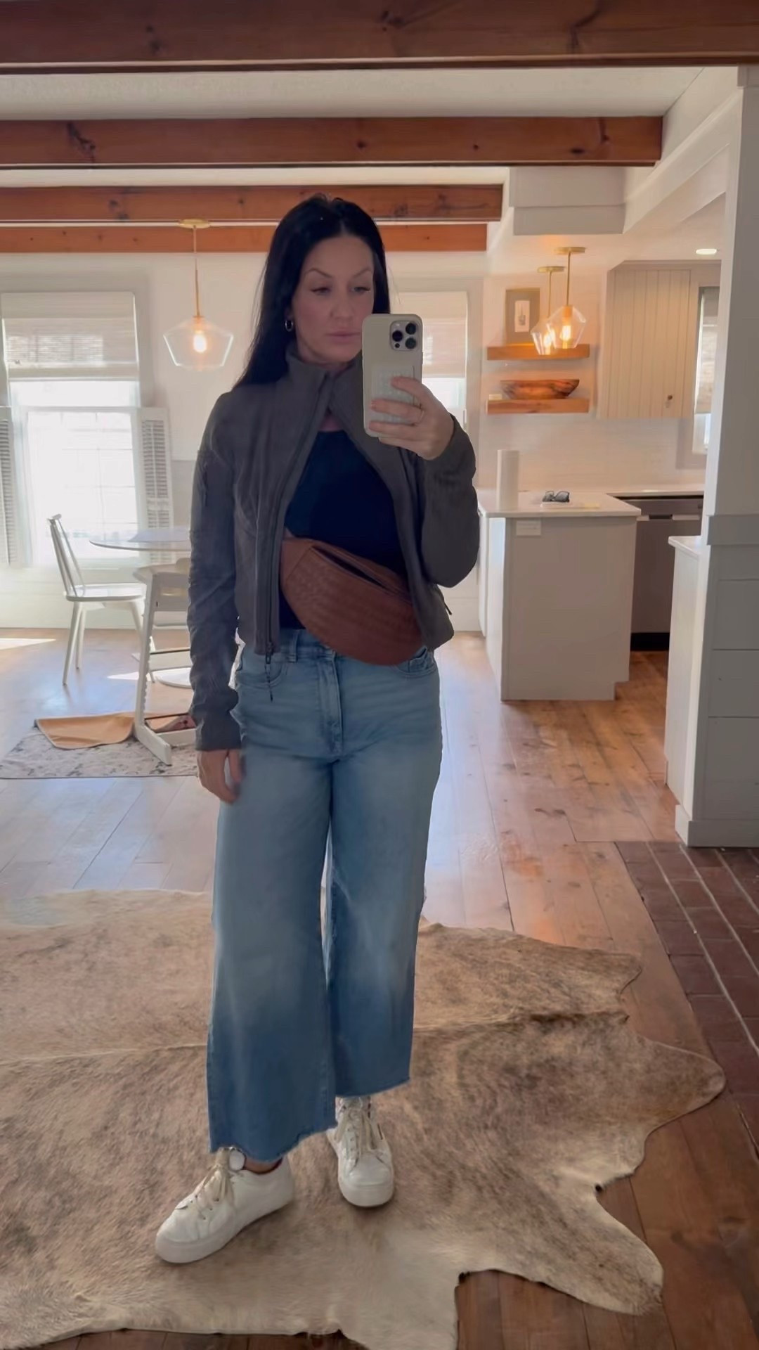 Midwest mom life here with my jeans and bodysuit. Loving it. The shoes though, my favorite and they’re so comfortable. 🤍

#LTKShoeCrush #LTKOver40