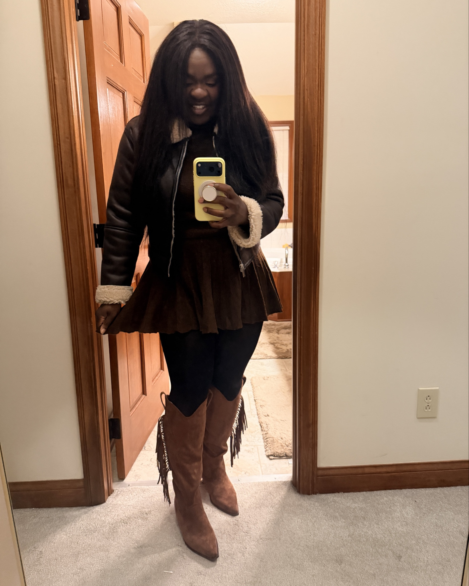 Jacket with a fun fall fit!

#abercrombie #falljacket #fringeboots #sale

#LTKMidsize #LTKSaleAlert
