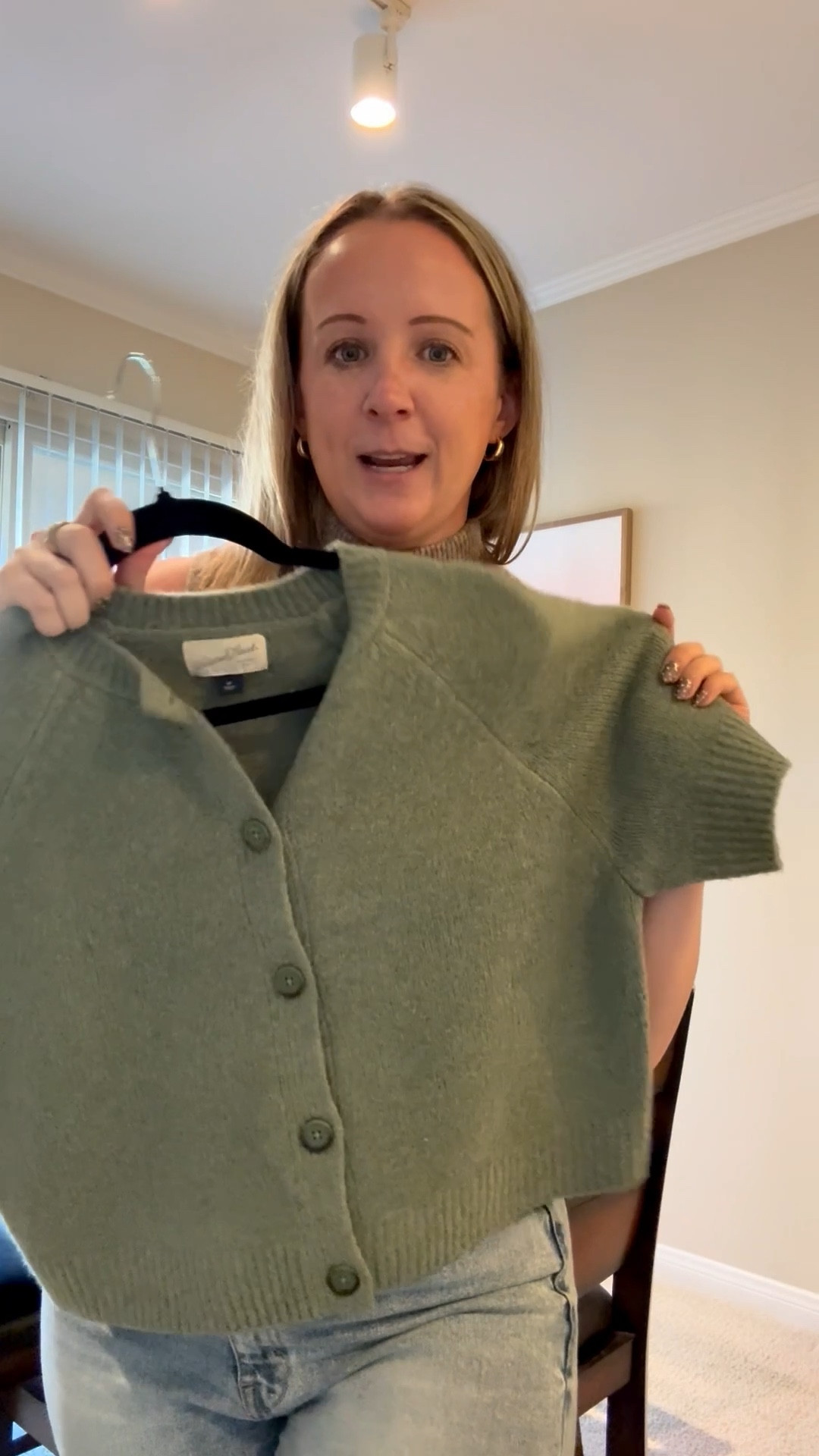 More short sleeve fall sweaters 🍁

#LTKFindsUnder50 #LTKSeasonal #LTKStyleTip