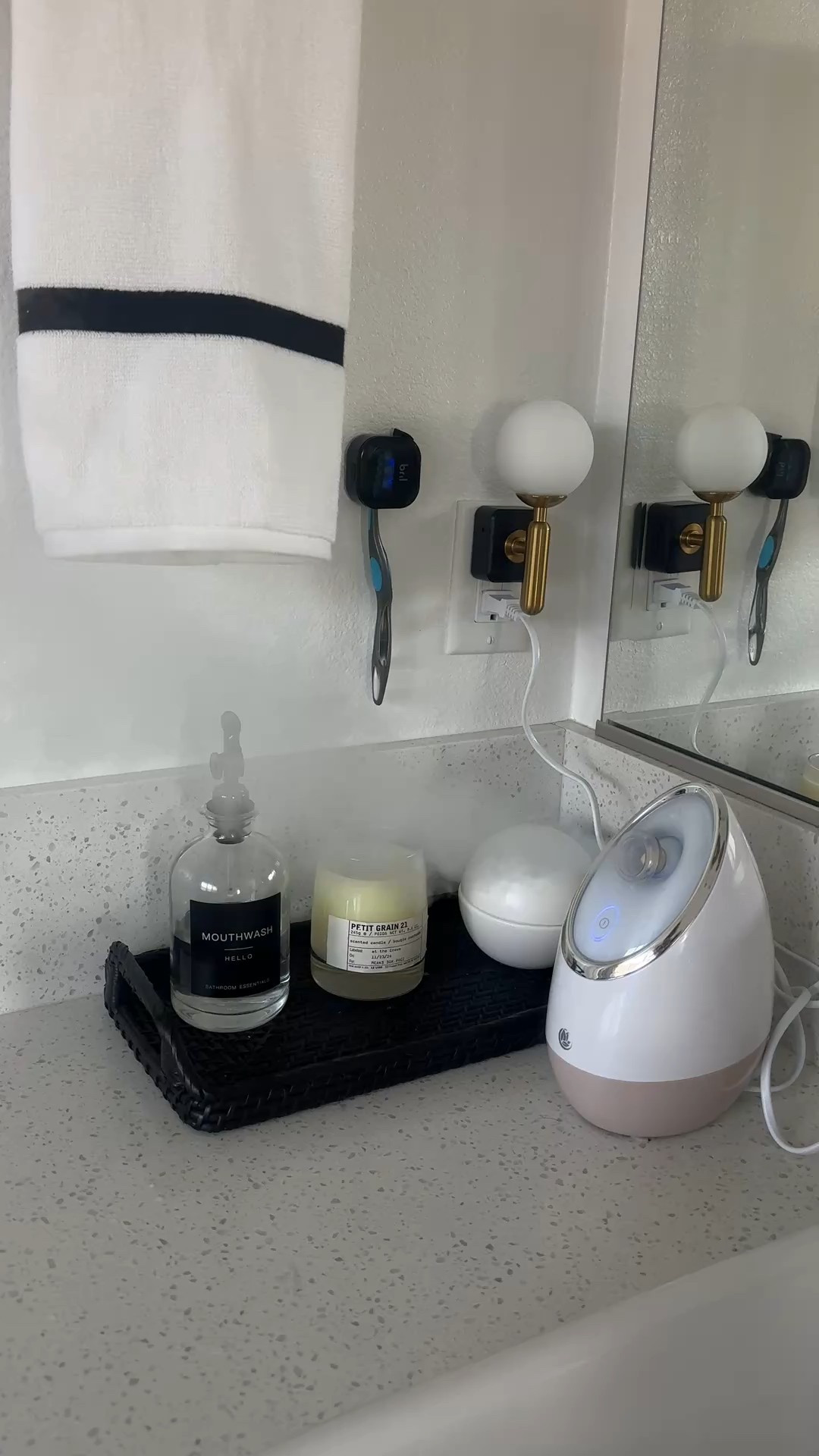Bathroom essentials 🖤