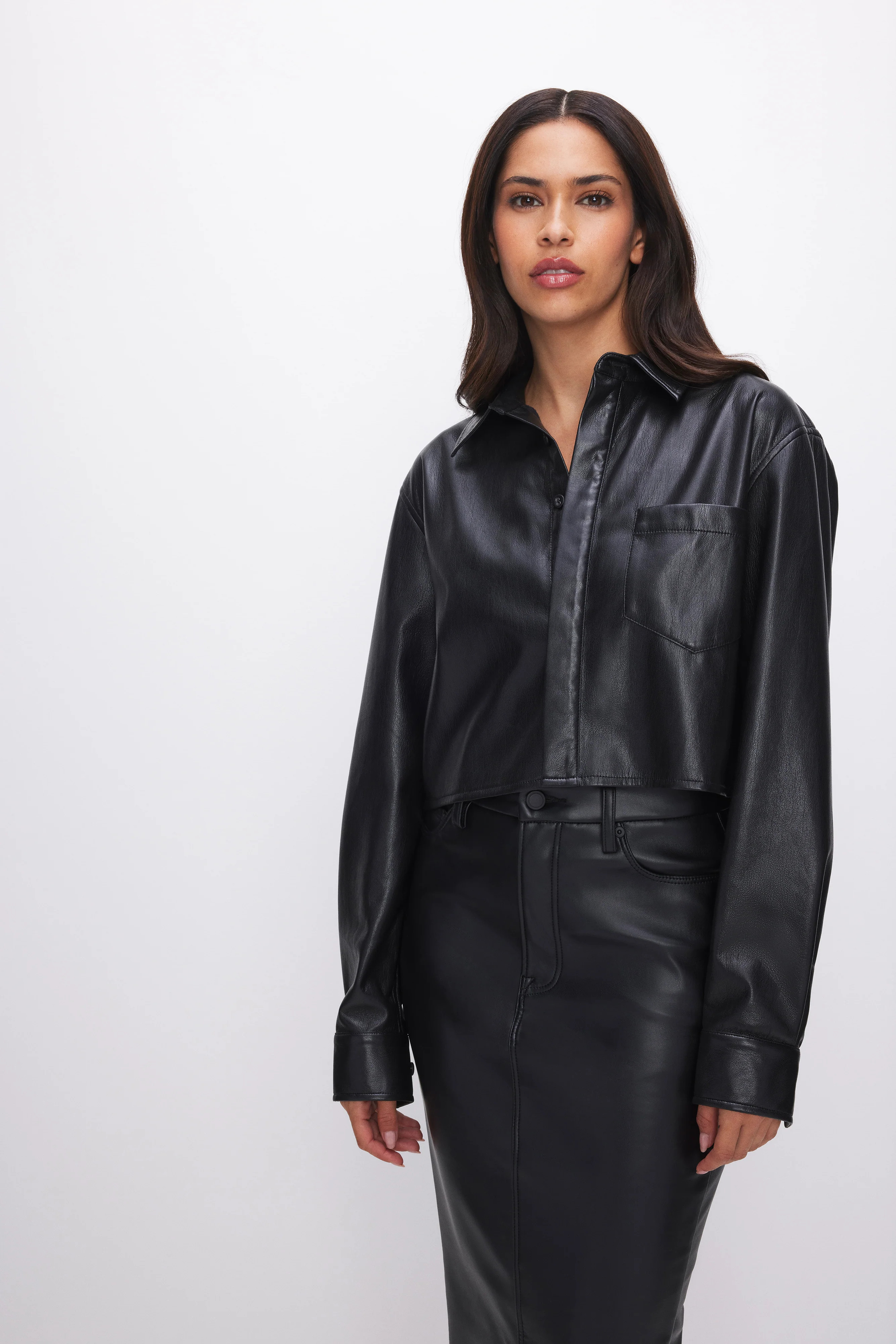 FAUX LEATHER CROPPED SHIRT | BLACK001 - GOOD AMERICAN | Good American