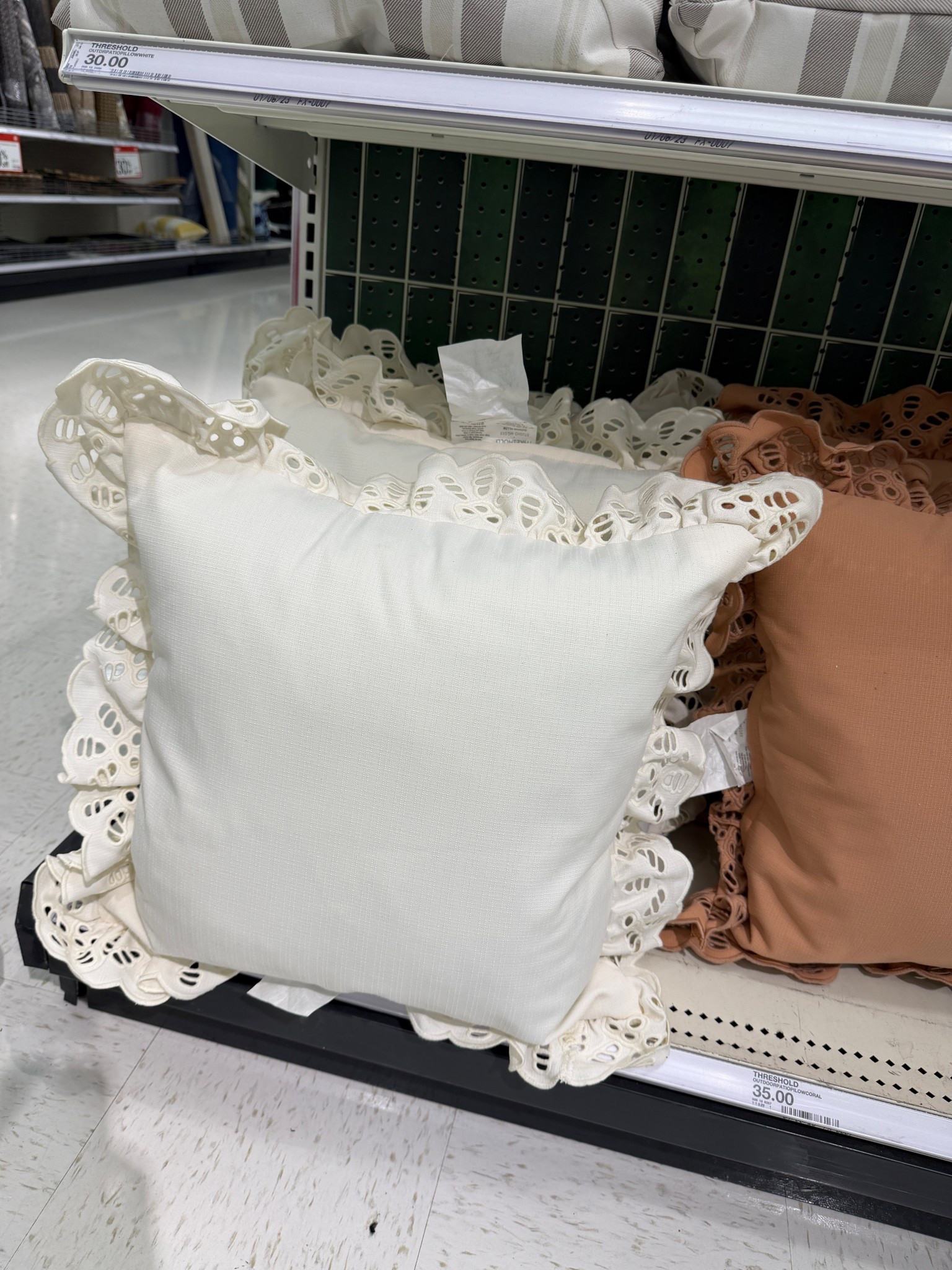 No notes 🤌🏼 10/10 perfect outdoor pillows 

#LTKHome #LTKSeasonal