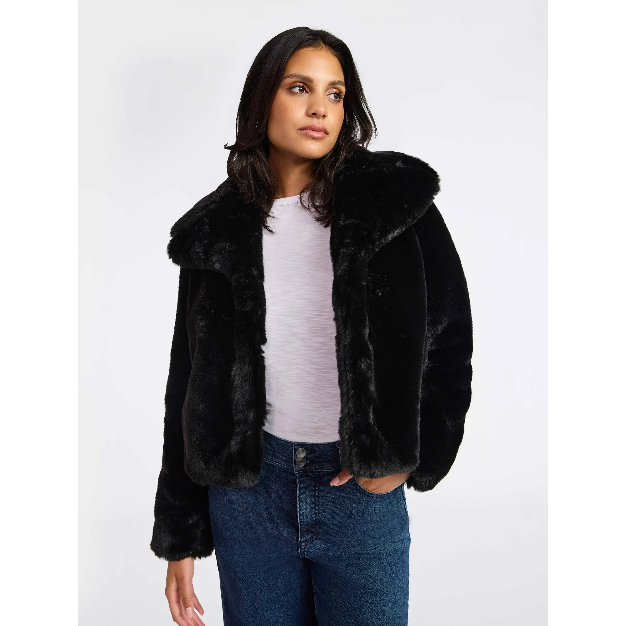 Sofia by Sofia Vergara Women's and Women's Plus Size Faux Fur Chubby Jacket, Sizes XS-4X | Walmart (US)