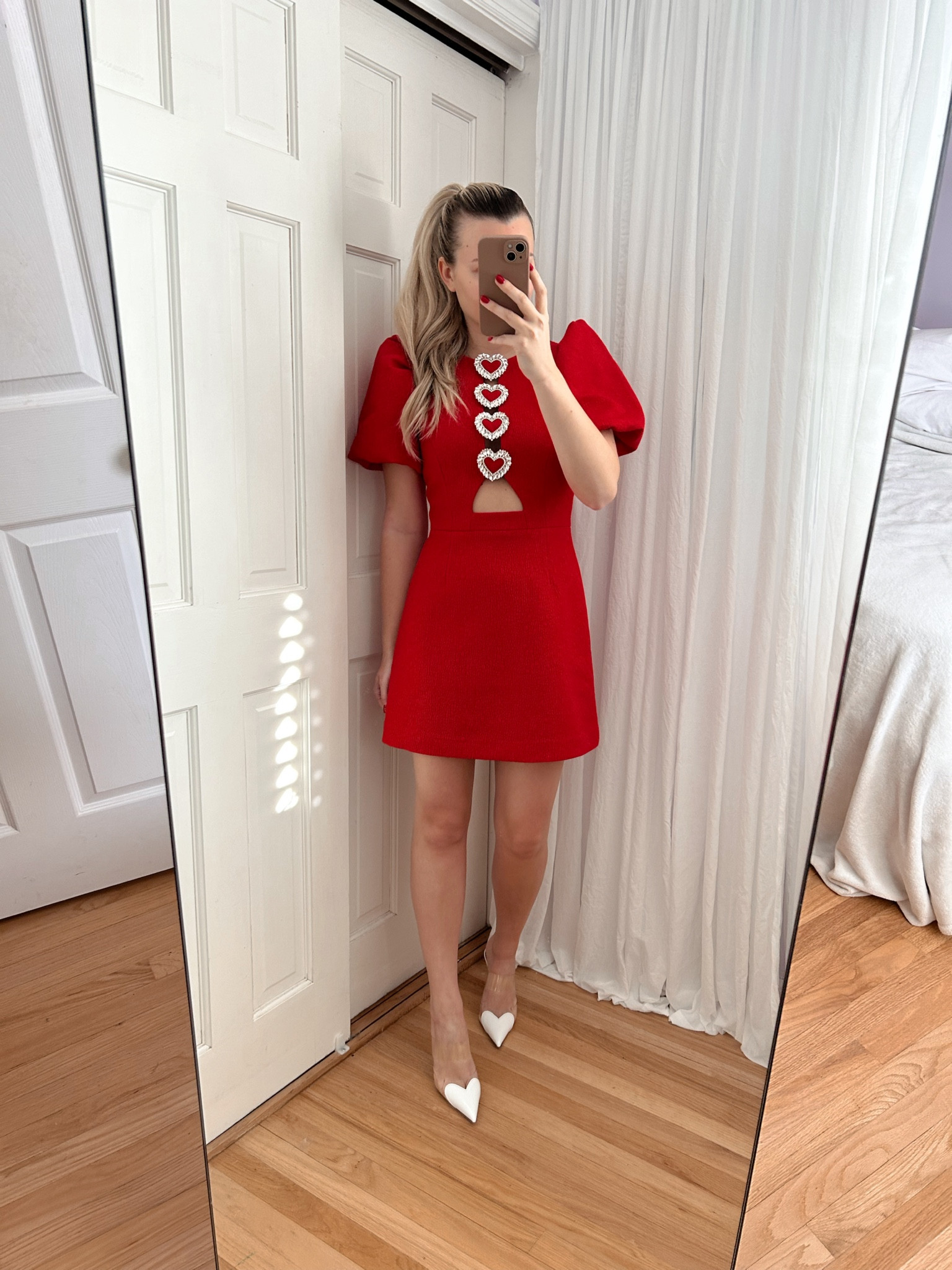 Christmas dress, red dress, valentines dress

#LTKSeasonal #LTKHoliday #LTKparties