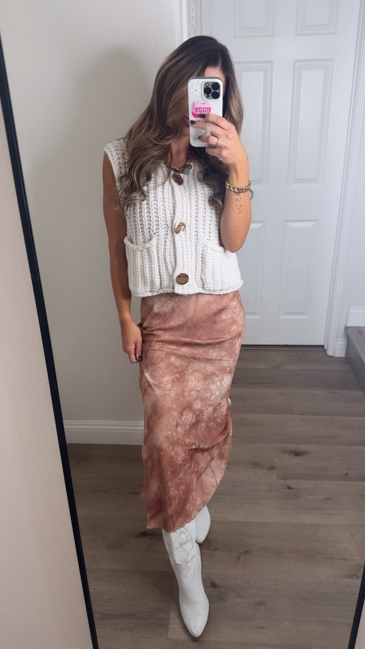 This skirt color 🤩

Skirt Size small - it was big if in between I would size down 
Vest - size small runs tts 

#LTKBeauty #LTKStyleTip #LTKFindsUnder50