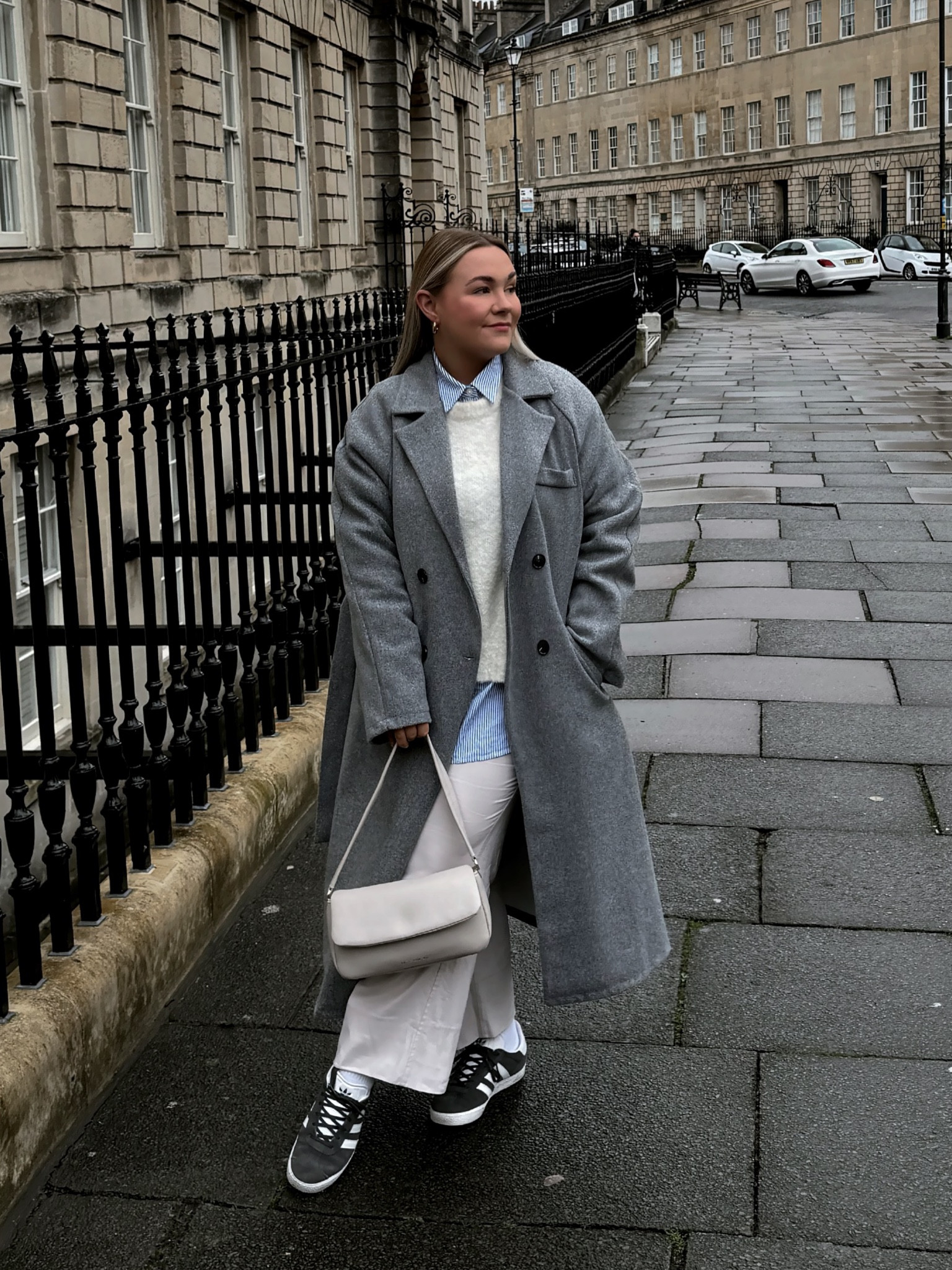 Spring Hues 

#greywoolcoat #linentrousers #gazelles #katieloxton #blueshirt 

#LTKmidsize #LTKstyletip #LTKeurope