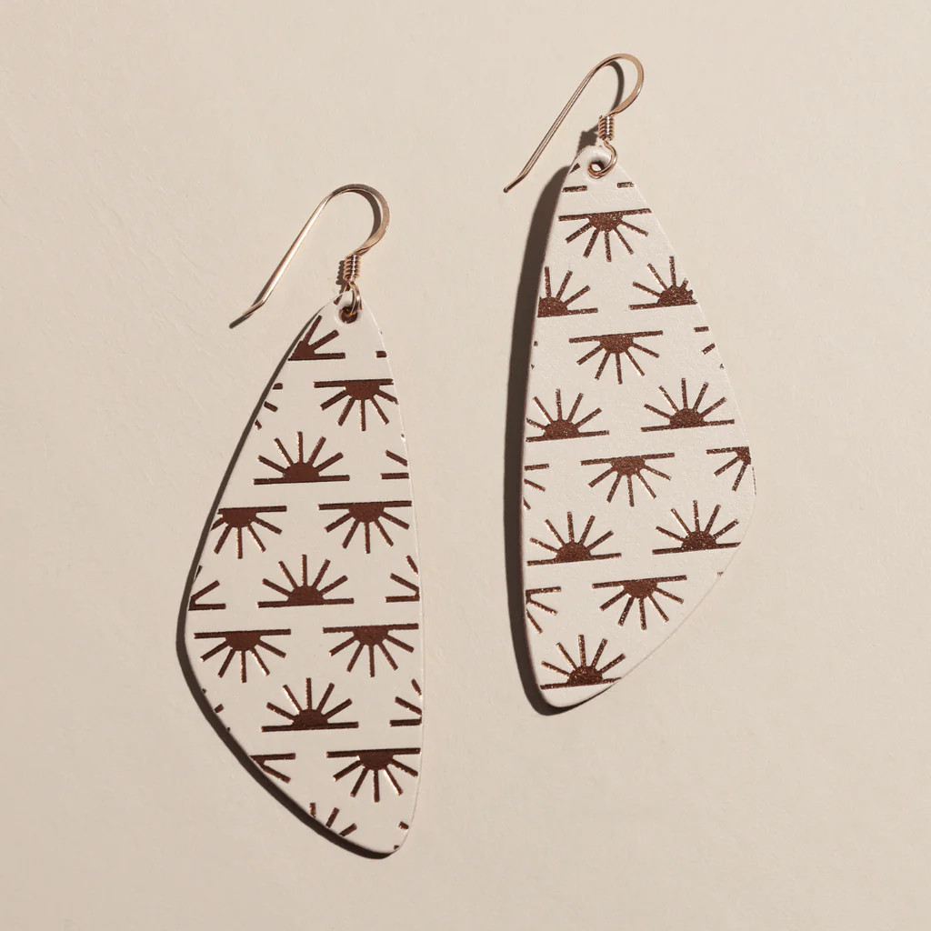 Ecru Daybreak Evie | Nickel and Suede