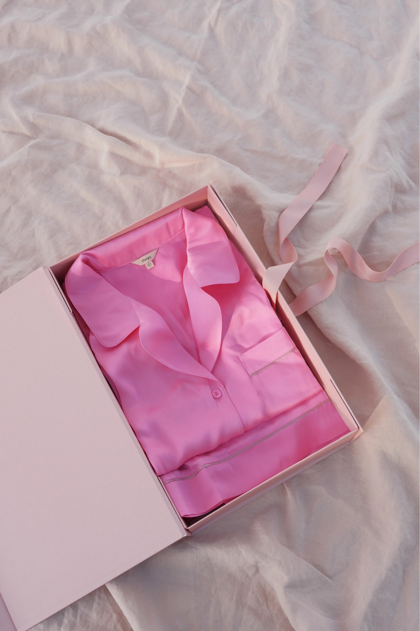 The Real Chic Valentine’s Day Gift Guide

#LTKGiftGuide #LTKSeasonal