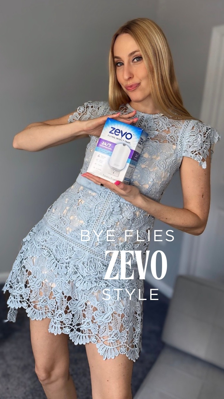 #ad #ZevoPartner 

I’m tired of those pesky flies that get inside so I took a trip to @walmart to pick up some @zevoinsect  and placed them around my house. Within a few hours, they had already caught a few of them. 

Zevo Traps are a must-have everyday home essential - head to Walmart to grab yours on Rollback today.