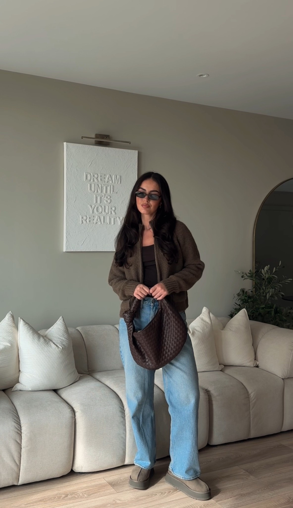 Cardigan, jeans, wide leg jeans, Abercrombie jeans, brown cardigan, autumn outfits 

#LTKuk #LTKautumn #LTKjeans