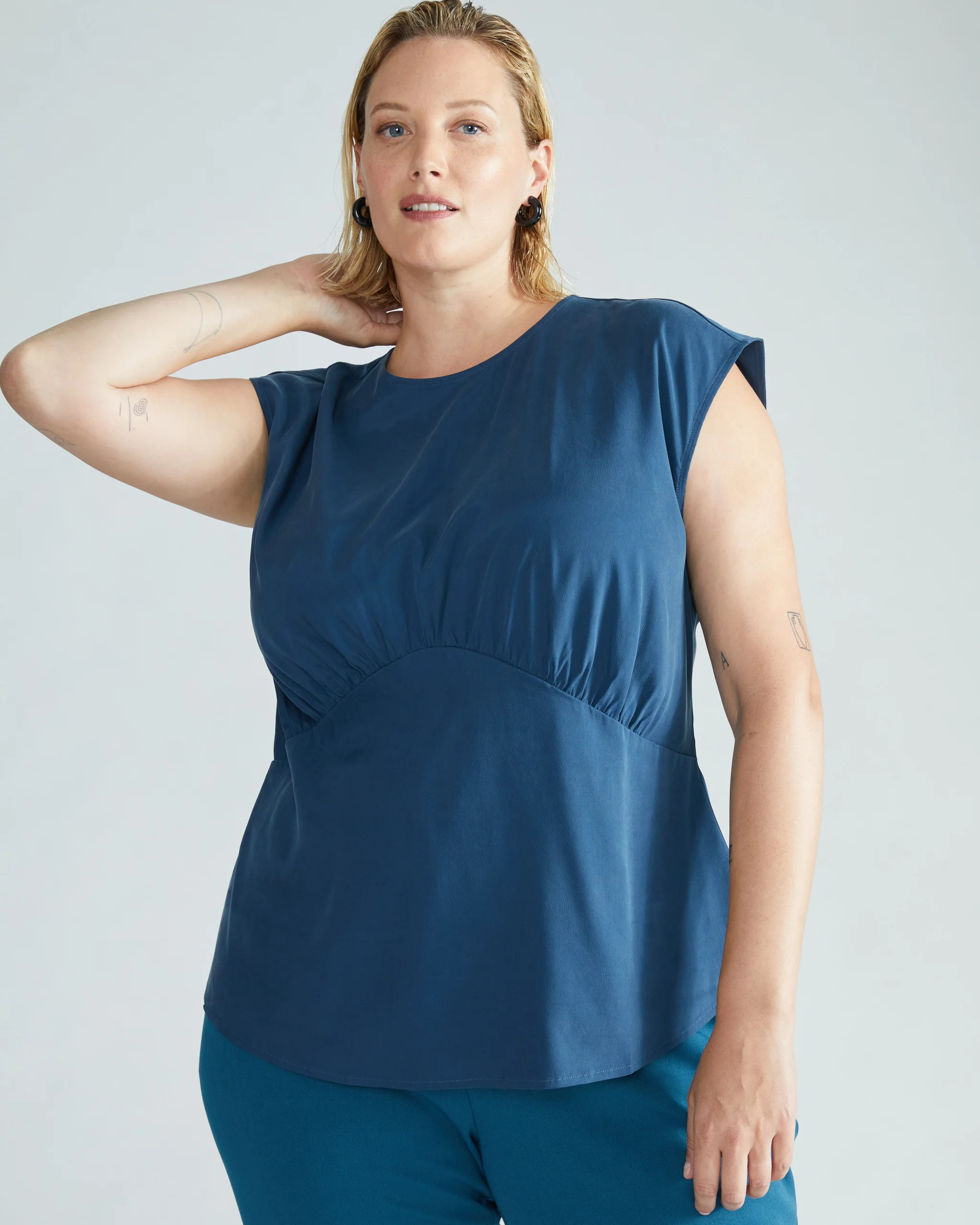 Cooling Stretch Cupro Shell Top - Storm | Universal Standard