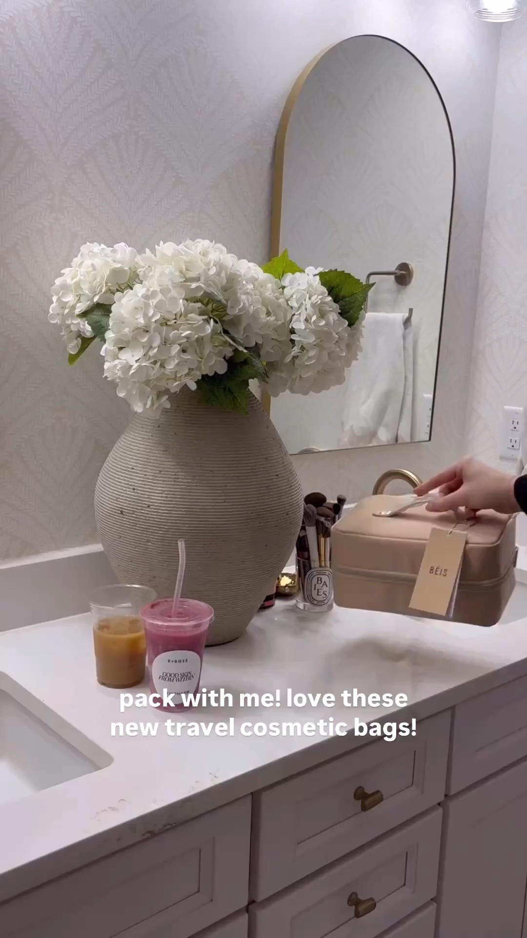 Pack with me featuring some of my favorite Beis products!!🥰



Packing, organizing, organization, travel, cosmetic case, packing cubes, Beis, Sidneymarieduke 

#LTKTravel #LTKBeauty