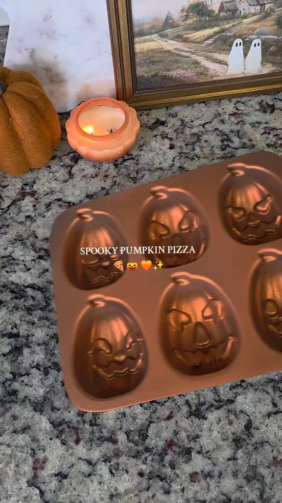 PUMPKIN PIZZA

