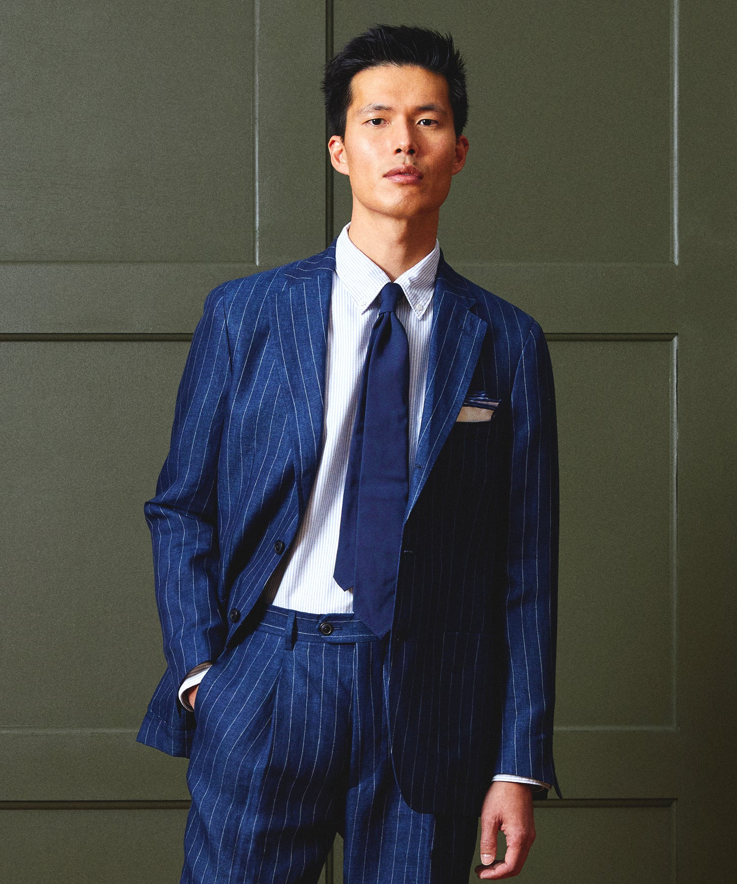 Italian Solid Tie in Navy | Todd Snyder