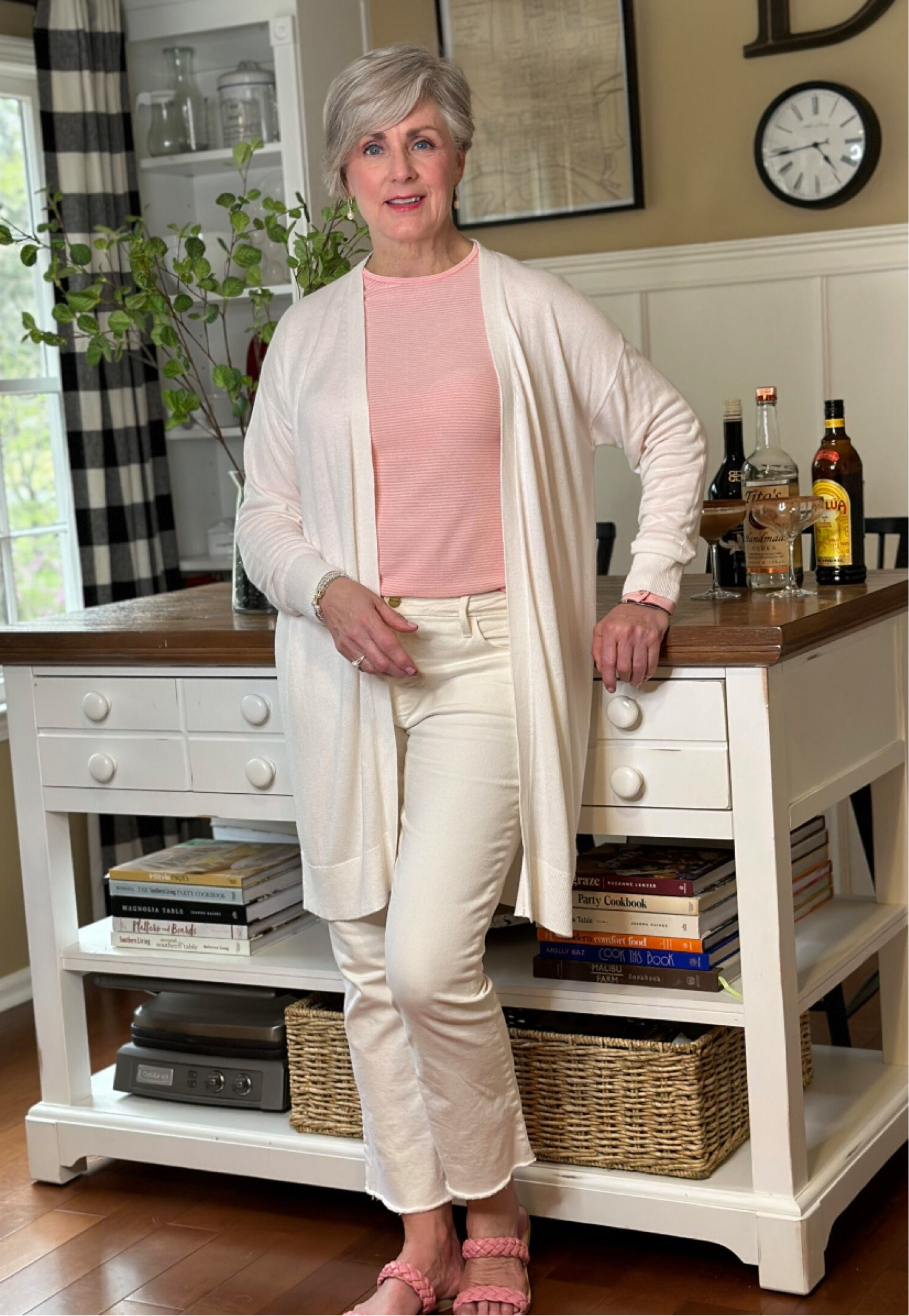 Ann Taylor open cardigan

#LTKSeasonal #LTKFind