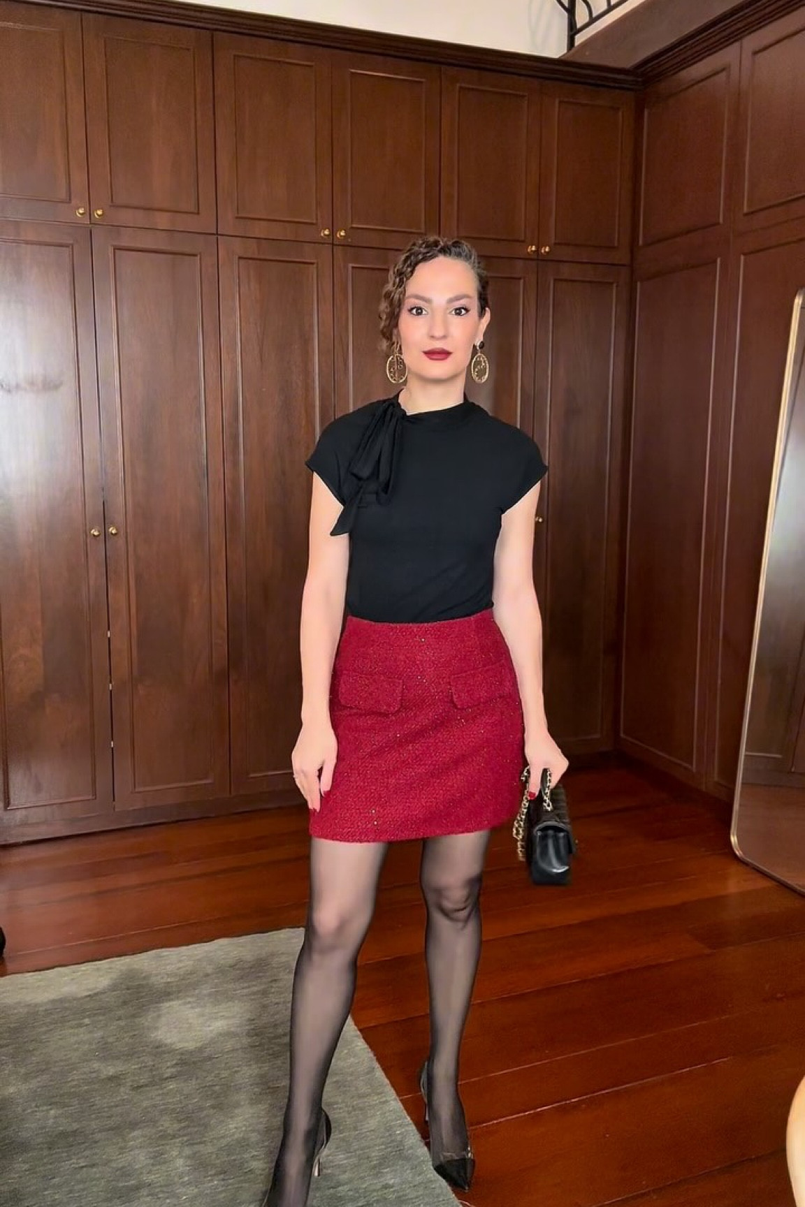 One skirt, two vibes: Day to Night Christmas Look🎄Flats or heels? You decide! ❤️

Outfit  @chicwish 

#christmasoutfit #holidaystyle #chicwishstyle #chicwish #christmaslook #tweedskirt #petitestyle #festivefashion #ootd #daytonightlook #elegantstyle #classylooks #singaporefashion

#LTKpartywear #LTKstyletip #LTKwinter