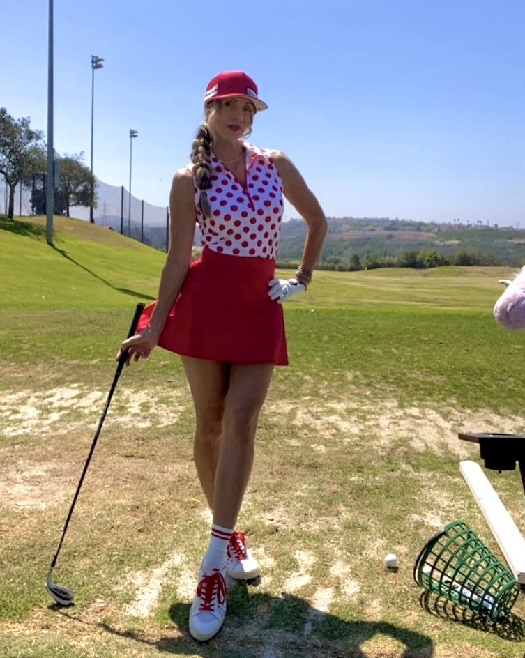 Perfect Red outfit for golfing on Valentine’s Day!♥️⛳️
Top-XS (runs big) JoFit 15% on website Katana15
Shoes-Duca Del

#LTKTravel #LTKActive #LTKValentine