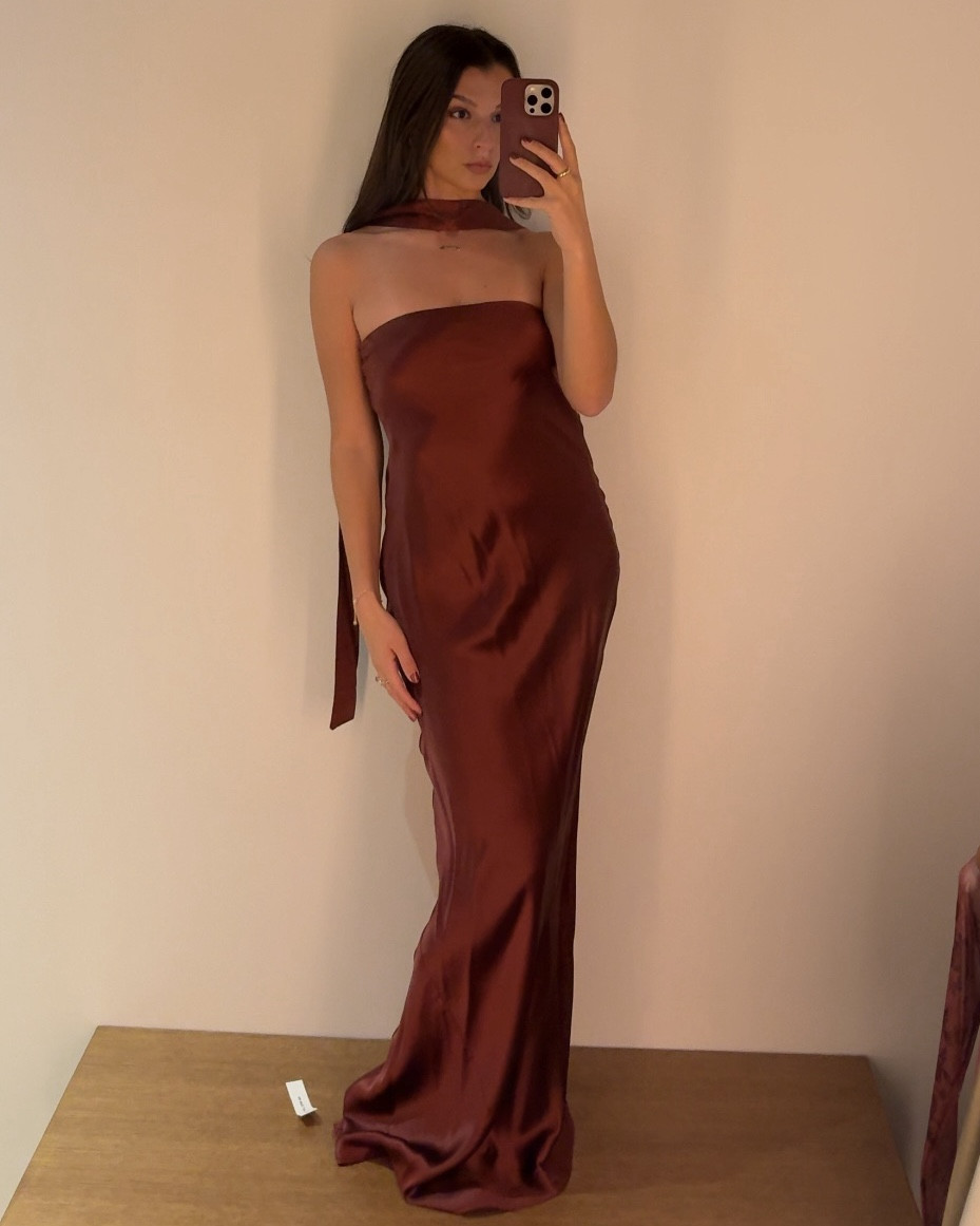 burgundy holiday hues 🥀

#LTKHoliday