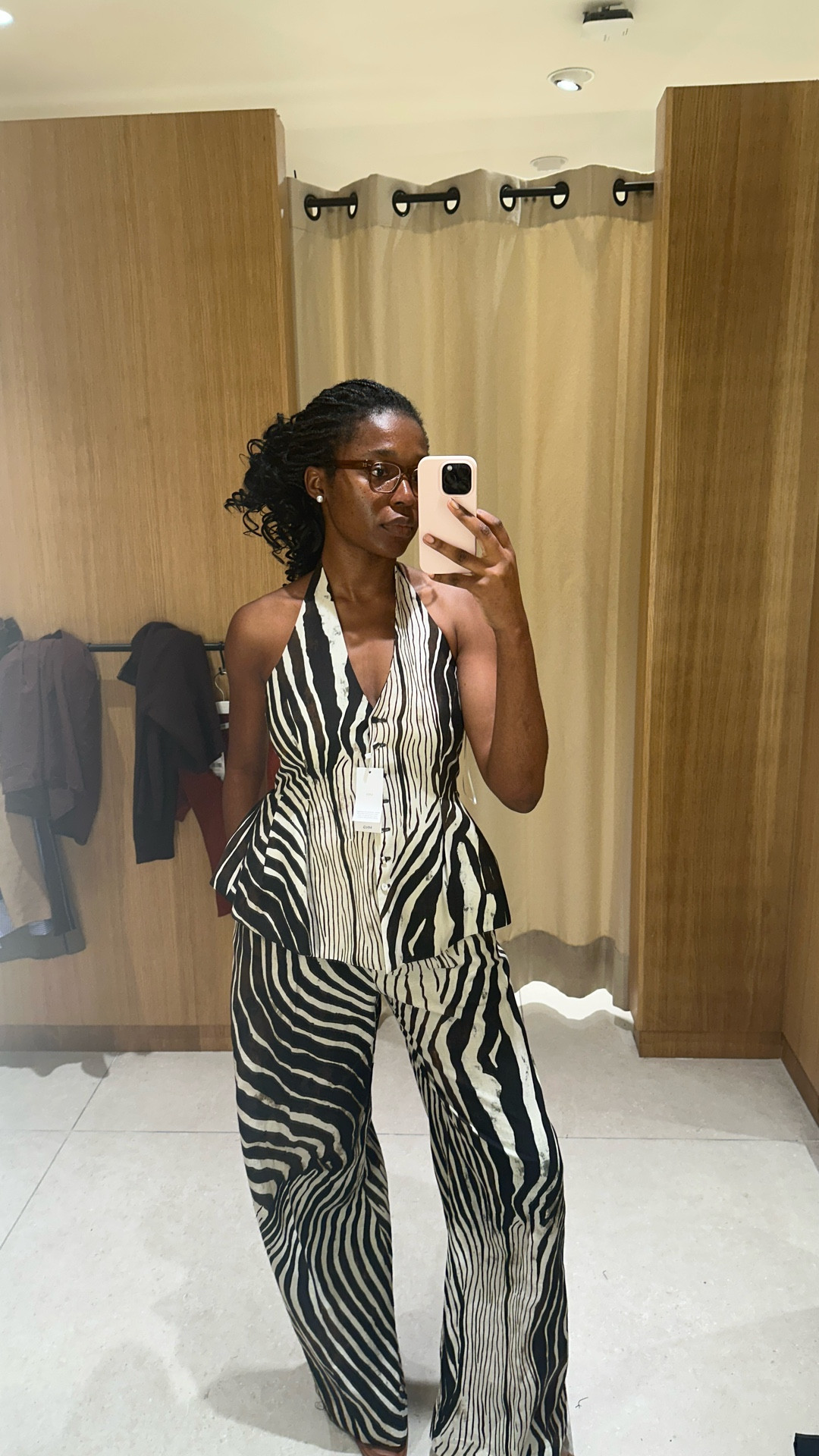 Such a cute set from Mango - Wearing a US 6!