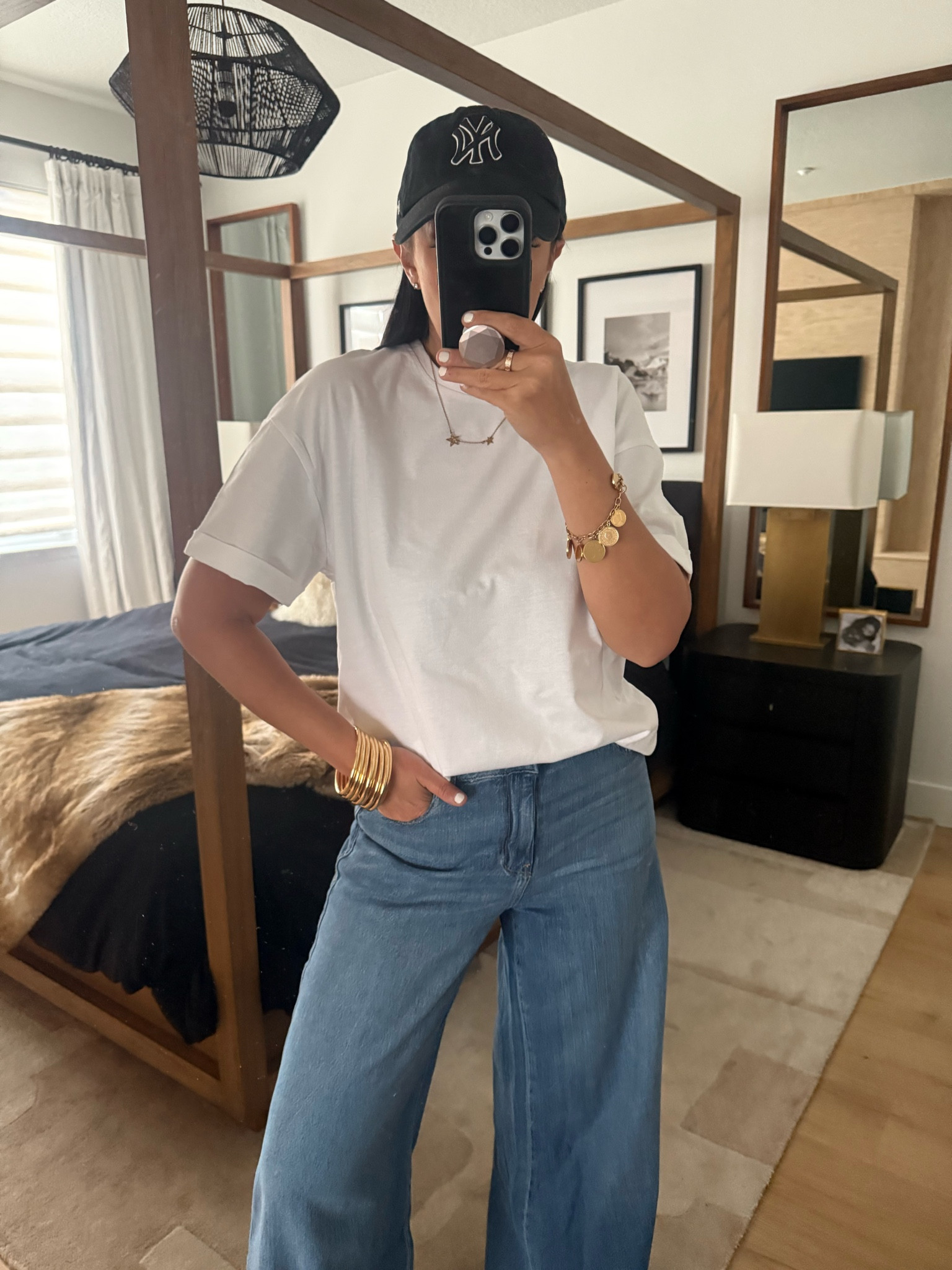 Z1975 MID-RISE PALAZZO JEANS wearing size 27. SHORT-SLEEVED T-SHIRT wearing size medium. Nike Dunk Low
