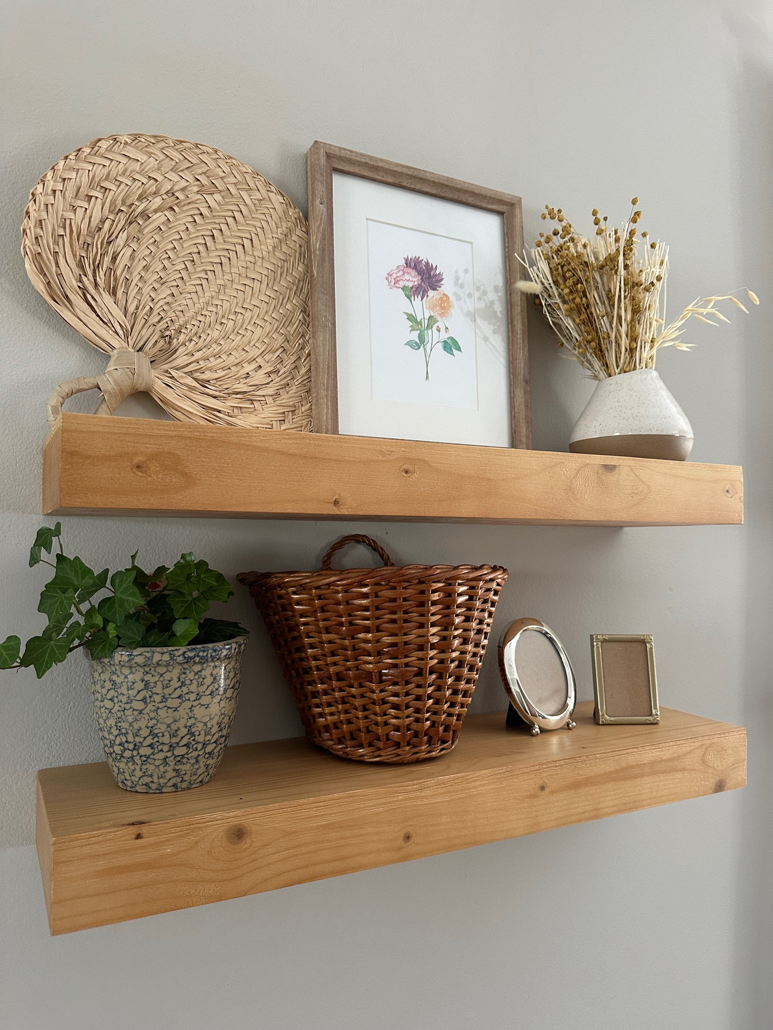 24” Natural wood floating shelves from target 

Wood shelves, floating wood shelves, target home finds, threshold 



#LTKsalealert #LTKhome #LTKfindsunder50
