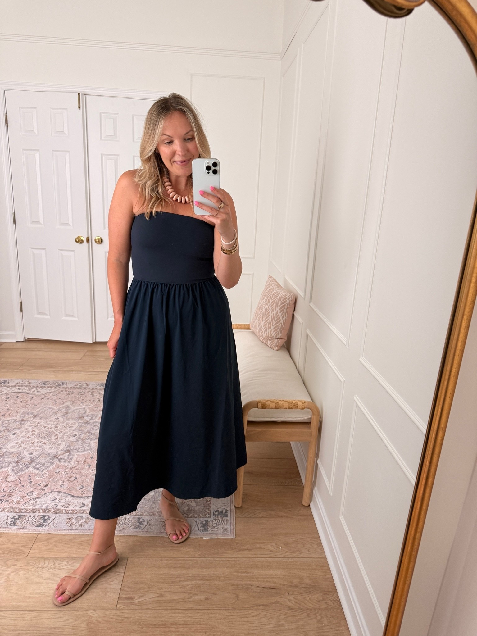 Comfy strapless dress! Wearing a med