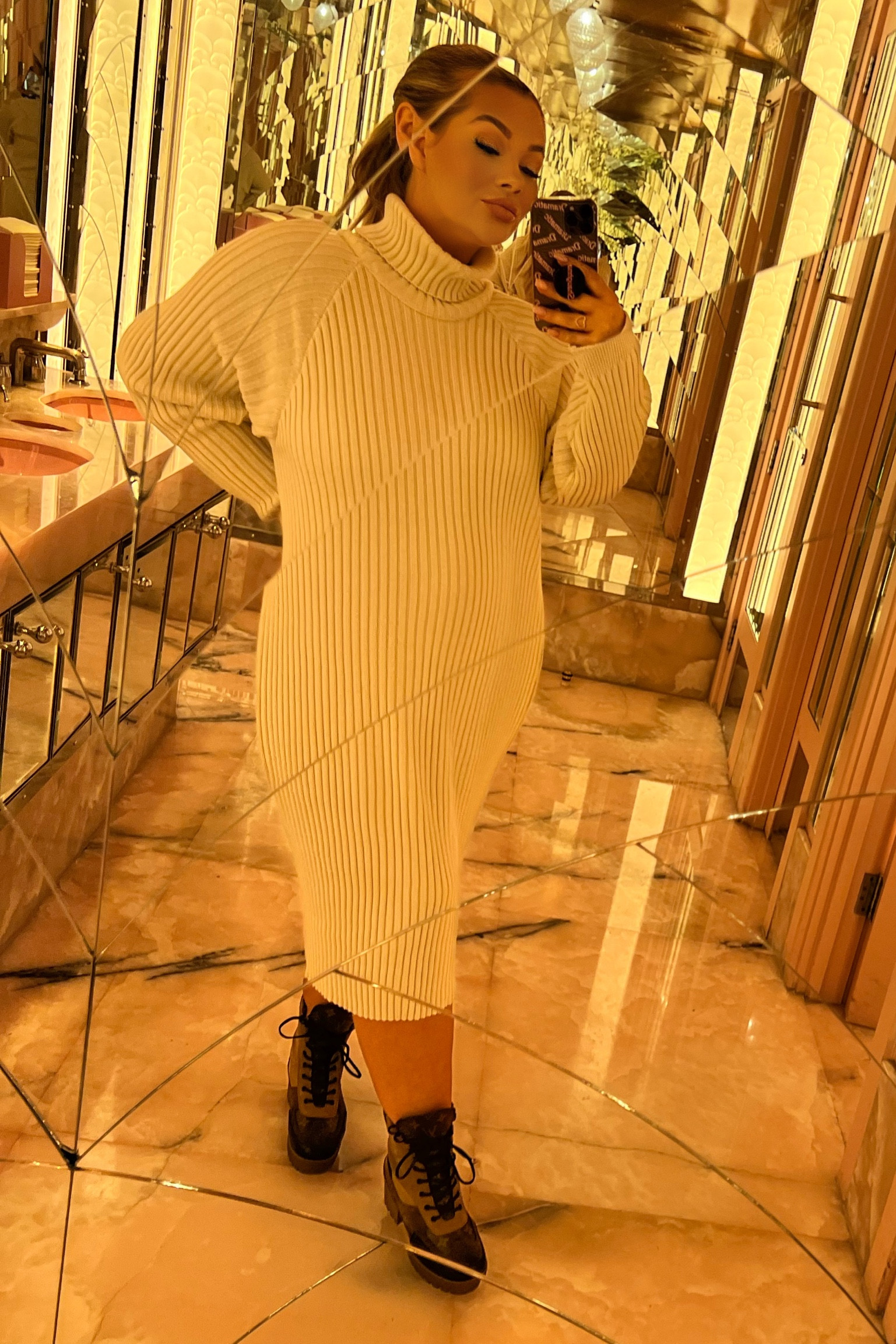Exact dress is sold out but have found similar dresses which are almost identical 🤍

#LTKSeasonal #LTKHoliday #LTKbump