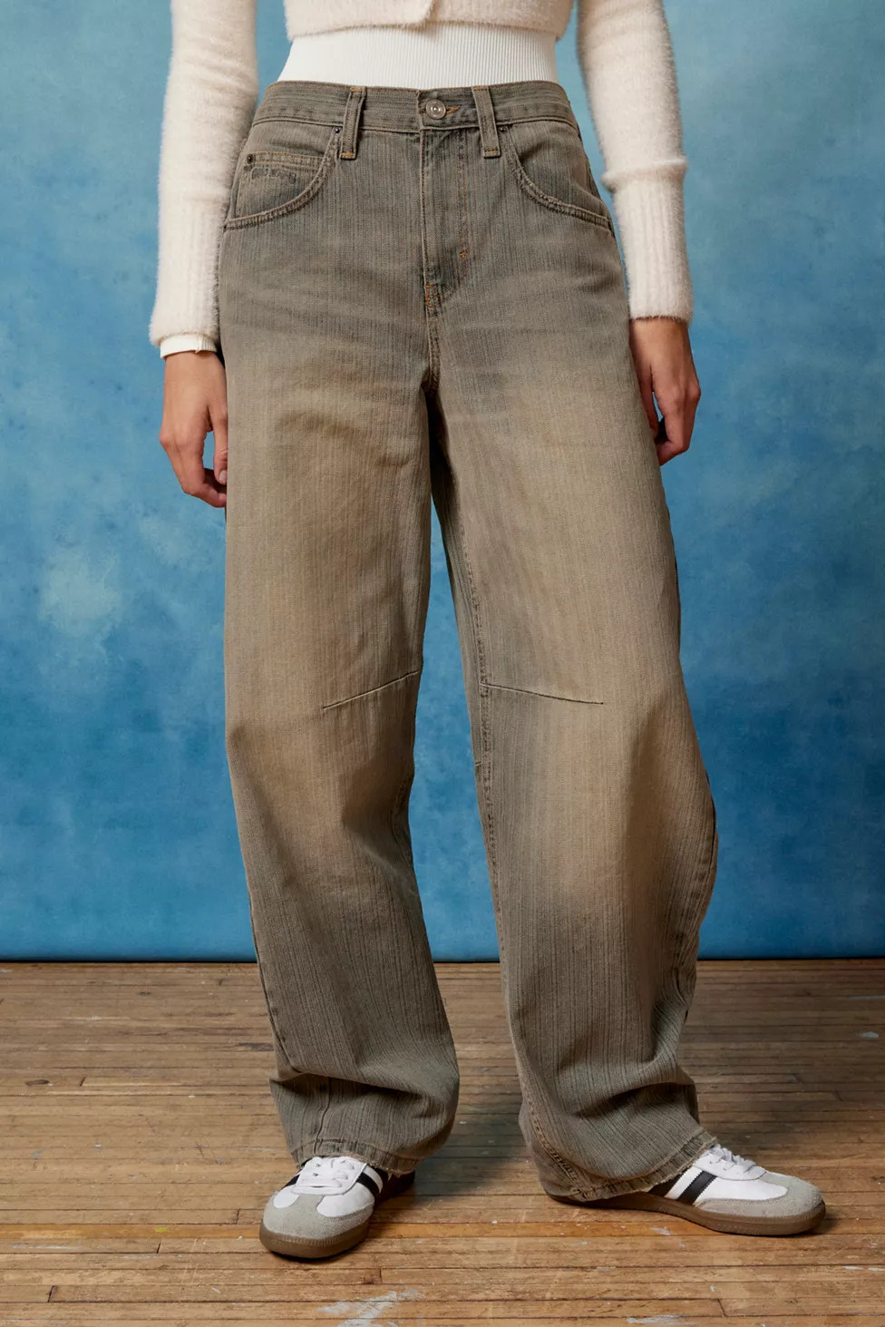 BDG Logan Buckle Baggy Boyfriend Jean - Grey Wash | Urban Outfitters (US and RoW)