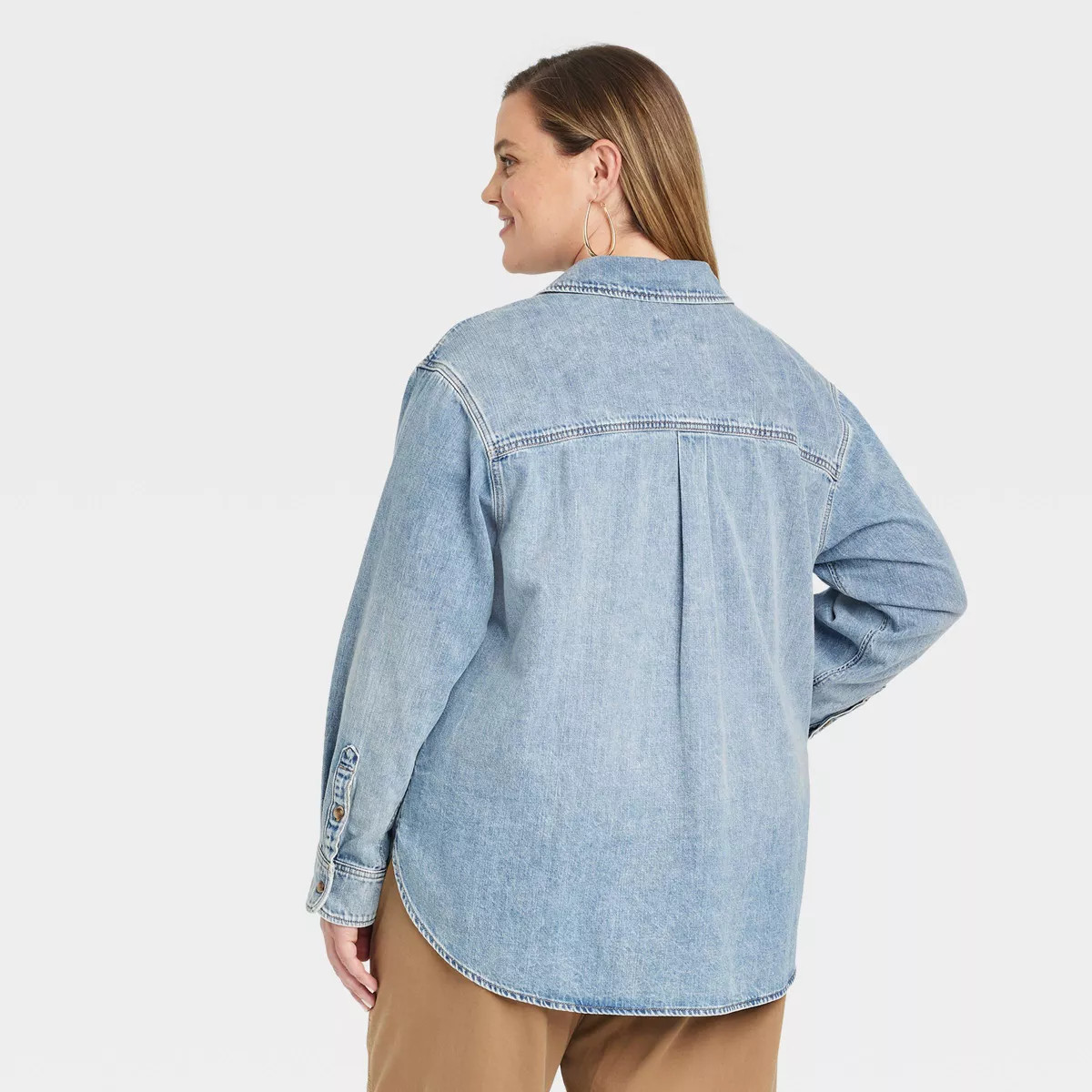 Women's Long Sleeve Oversized Button-Down Denim Shirt - Universal Thread™ Medium Wash | Target