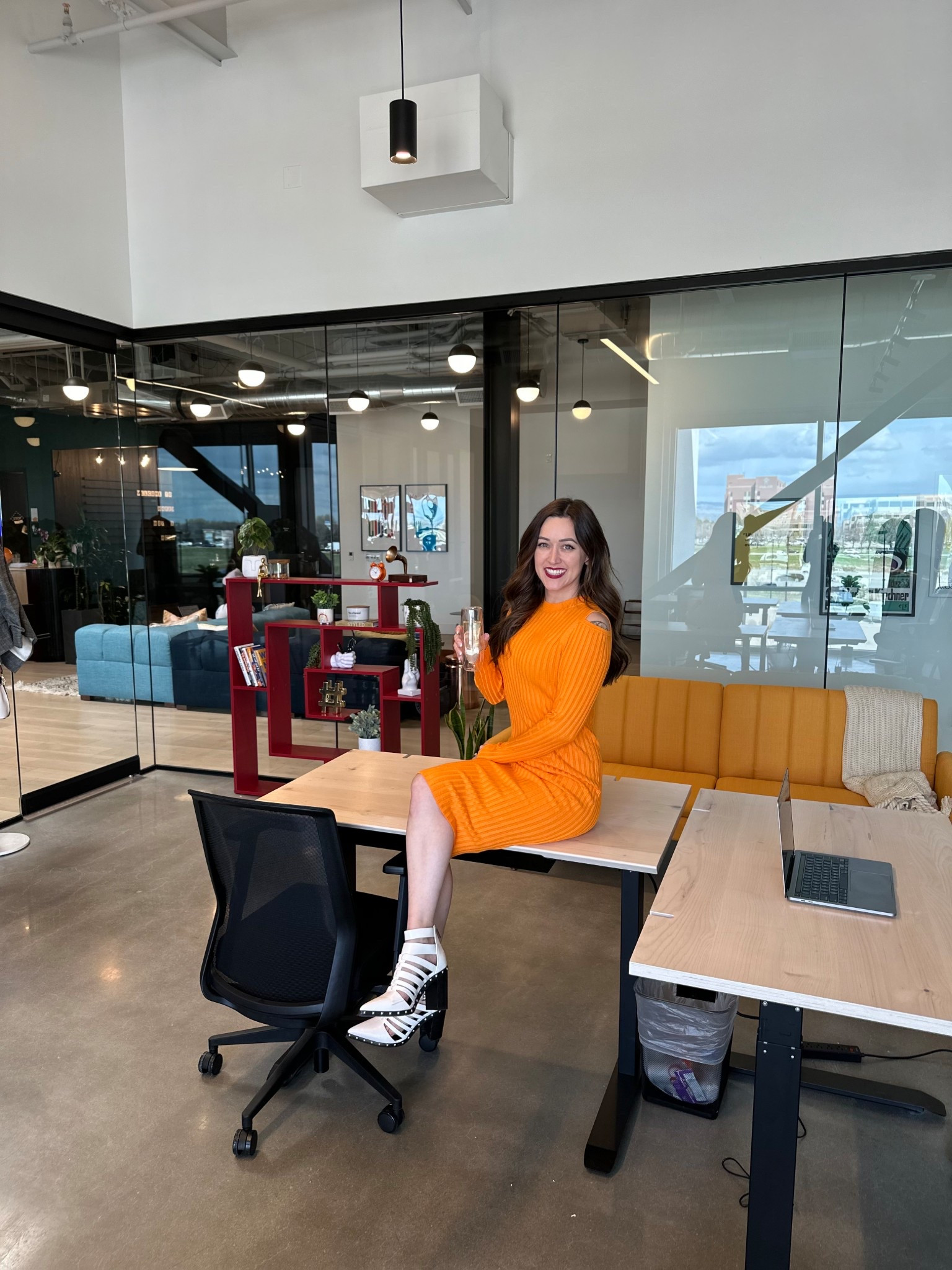 Orange should cut out body con dress


#LTKFindsUnder50 #LTKSeasonal #LTKSpringSale