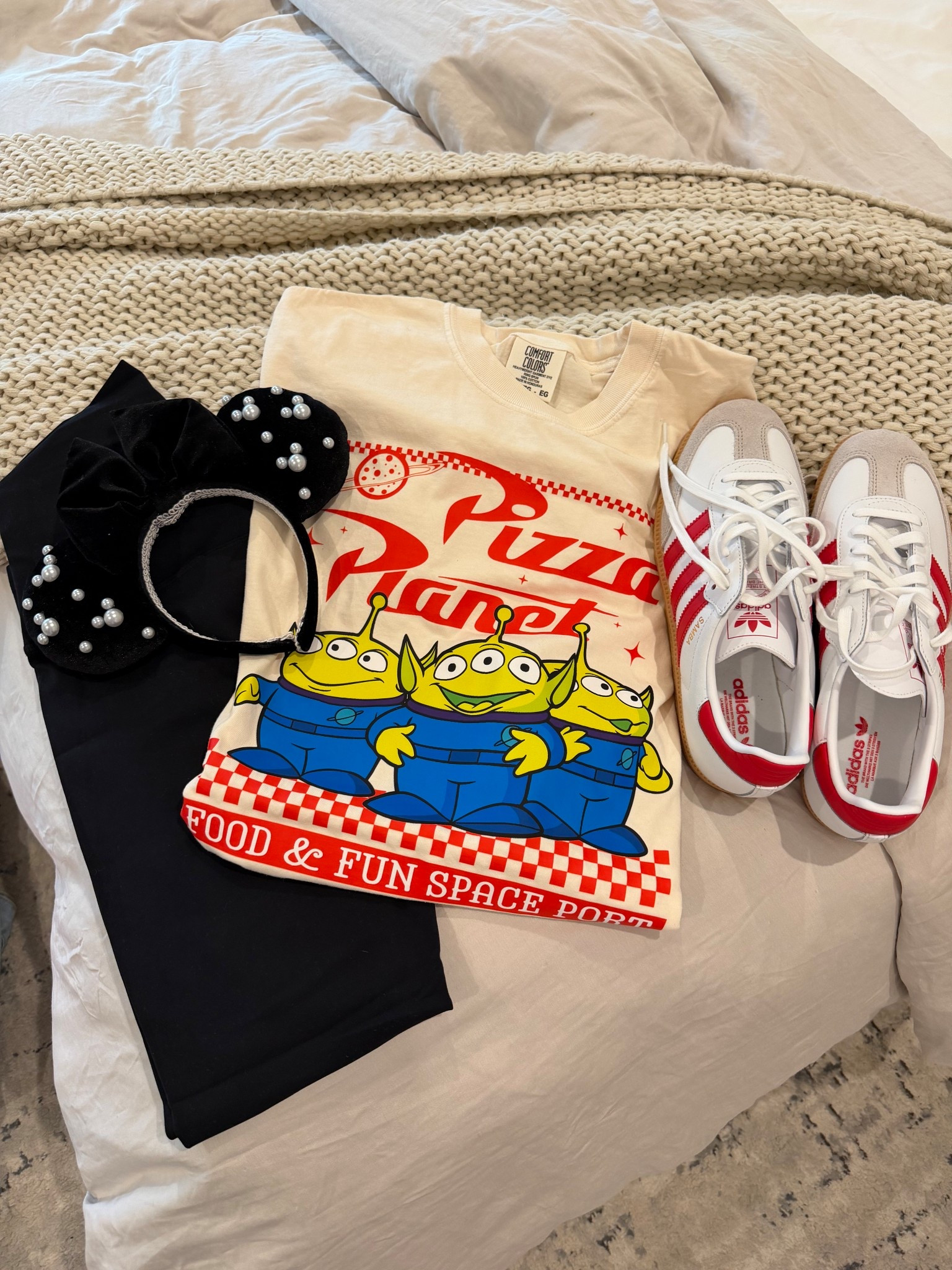 Disney Tee for Hollywood Studios! #disneyoutfit 

#LTKootd