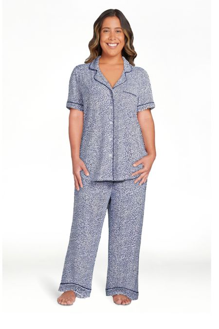 I purchased these soft pajamas for my mama for Mother’s Day.  Such a great deal! 

#LTKFindsUnder50 #LTKGiftGuide