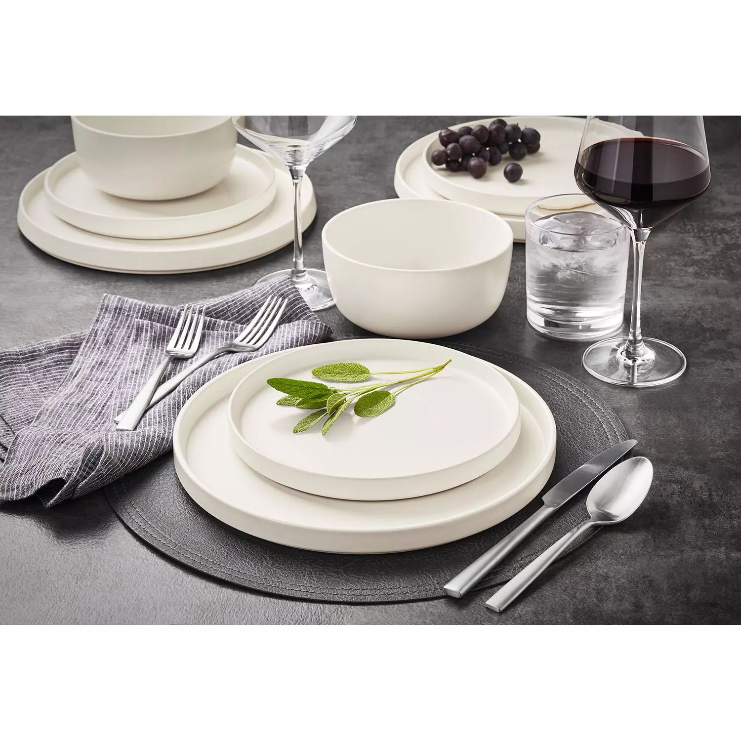 Member's Mark 24 Piece Modern Stoneware Dinnerware Set (Assorted Colors) | Sam's Club